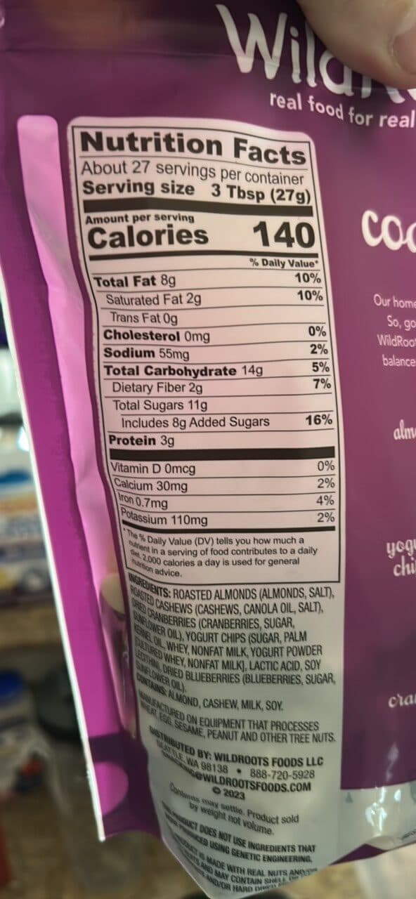 WildRoots coastal berry trail mix packshot