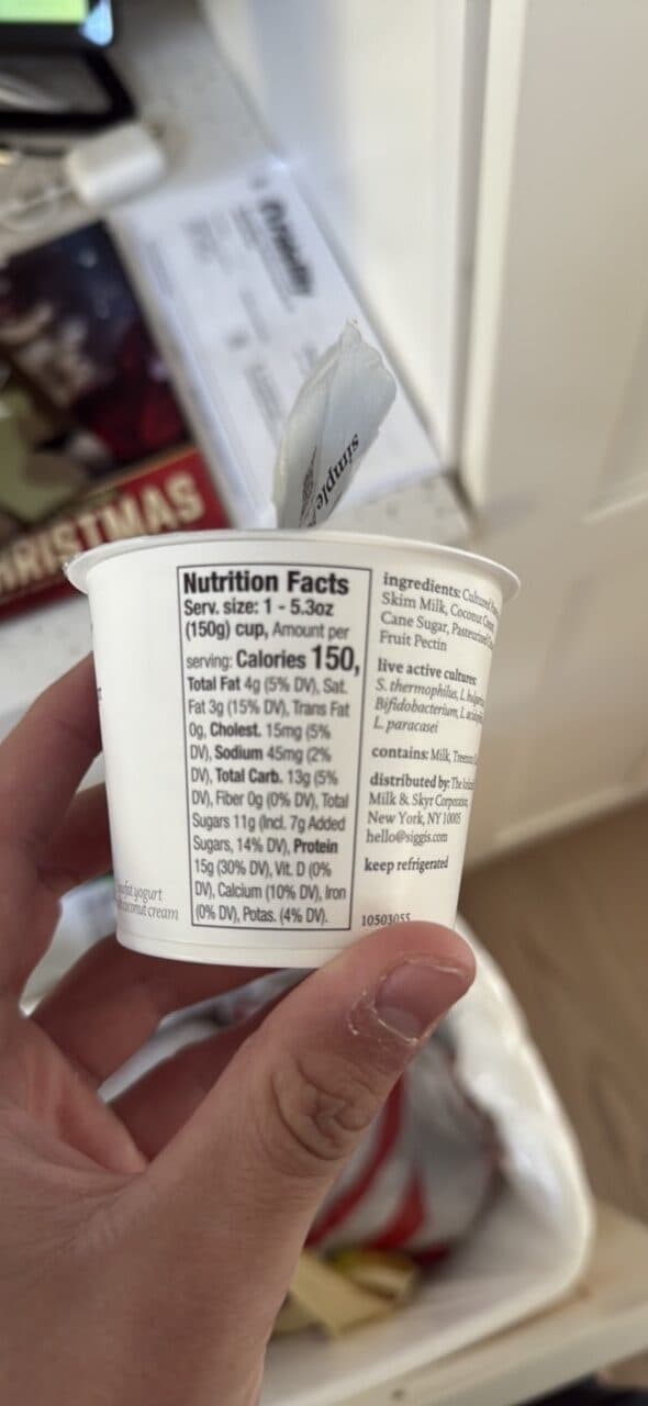 siggi's simple ingredient skyr coconut packshot