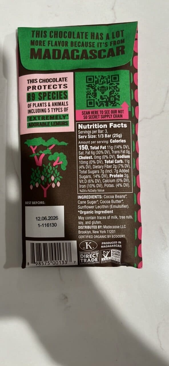 BEYOND GOOD PURE DARK 70% COCOA packshot