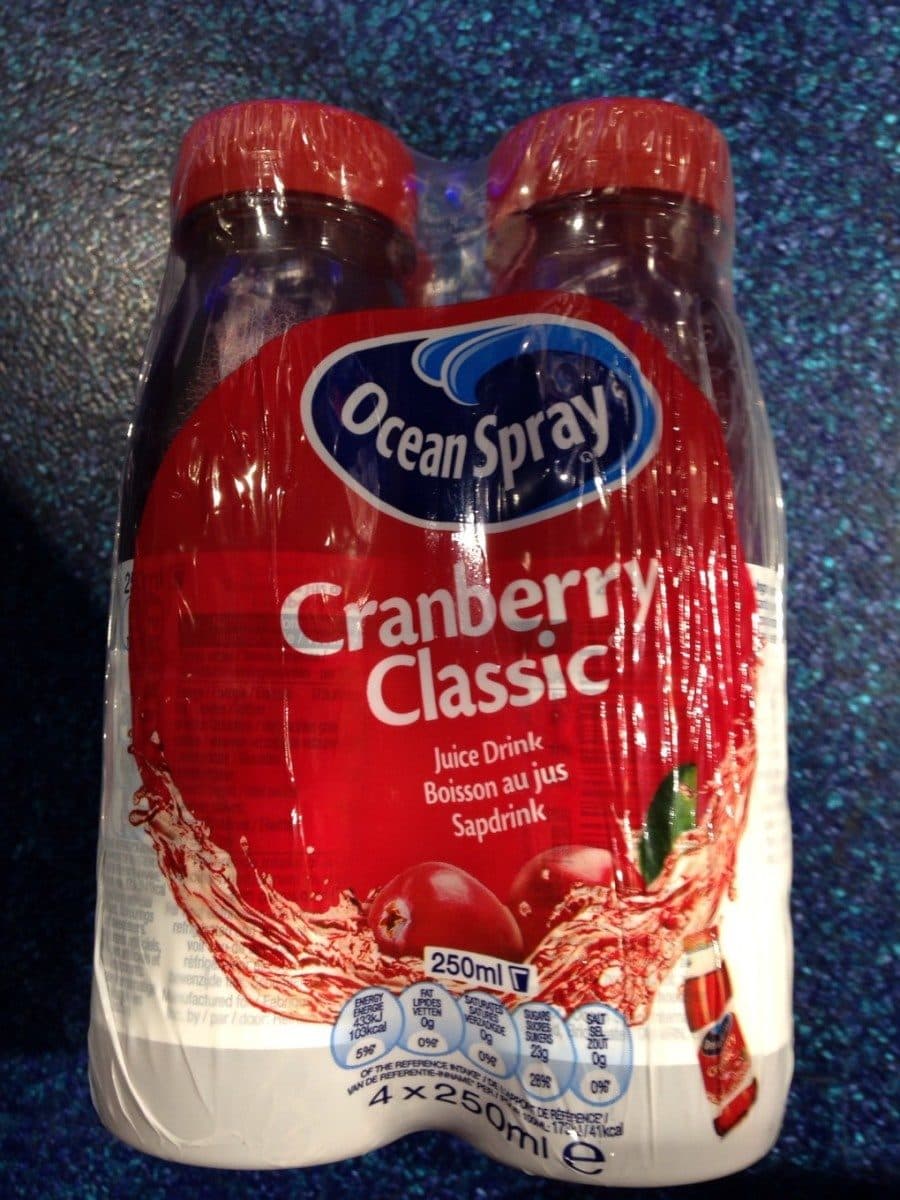 Ocean Spray Cranberry classic packshot