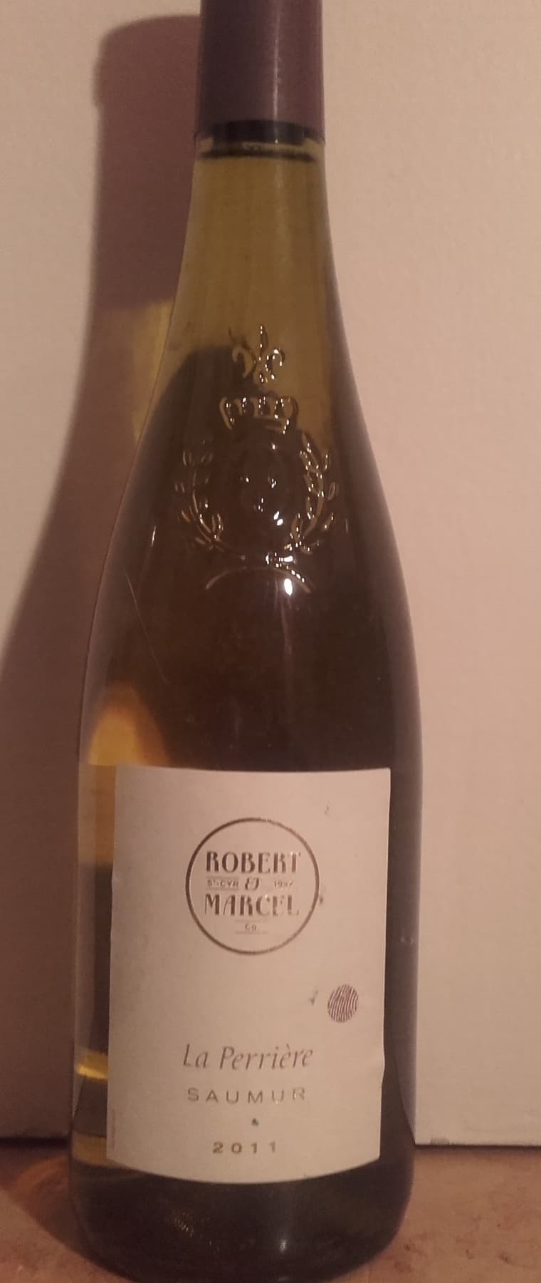 Robert et Marcel Saumur 2011 packshot