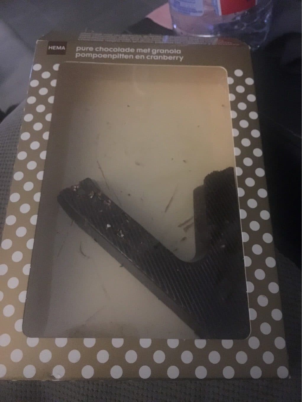 Hema Chocolat noir au granola packshot