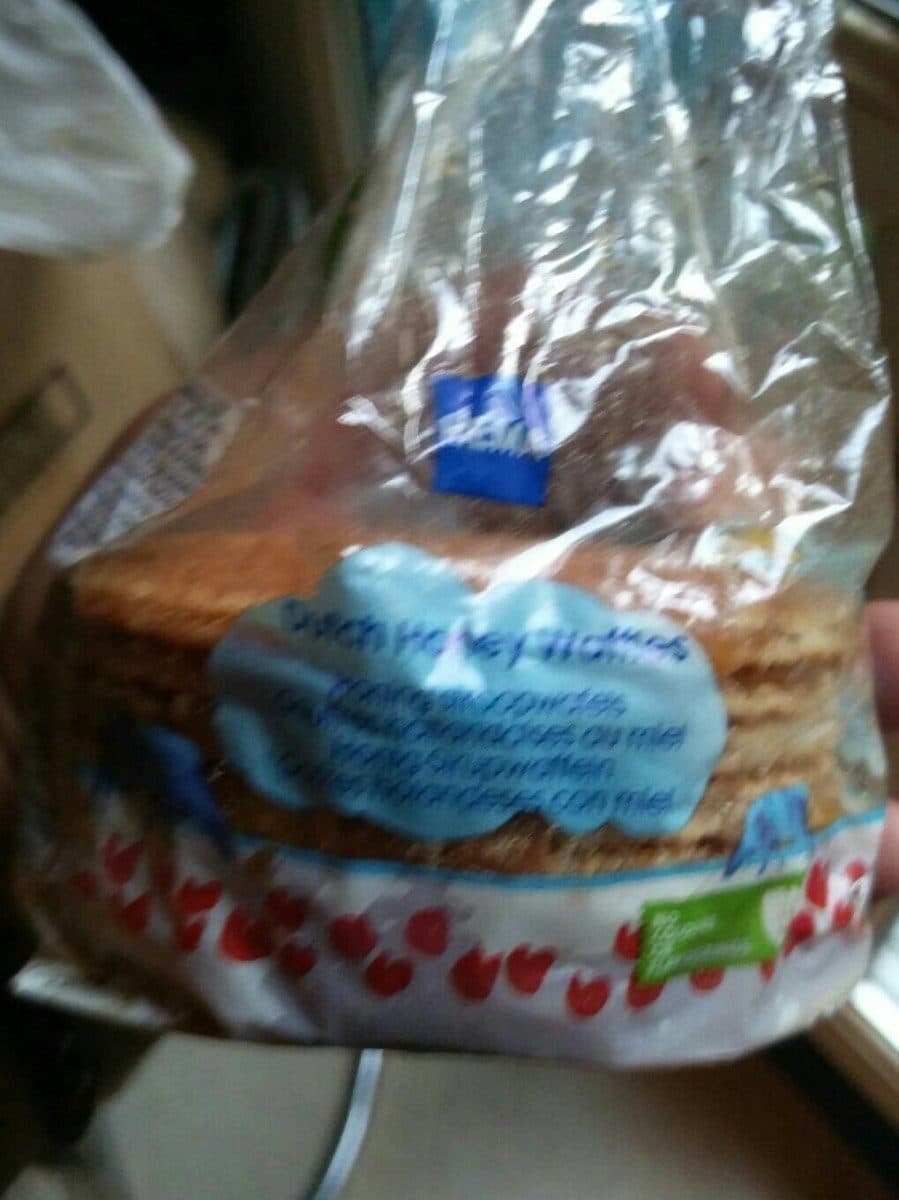 Hema Duch honey waffles packshot