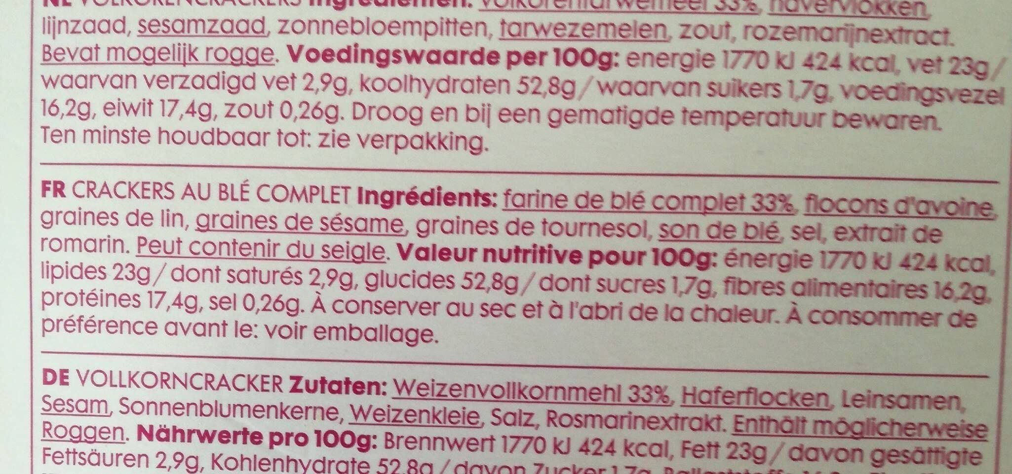 Hema Wholegrain wheat crackers packshot
