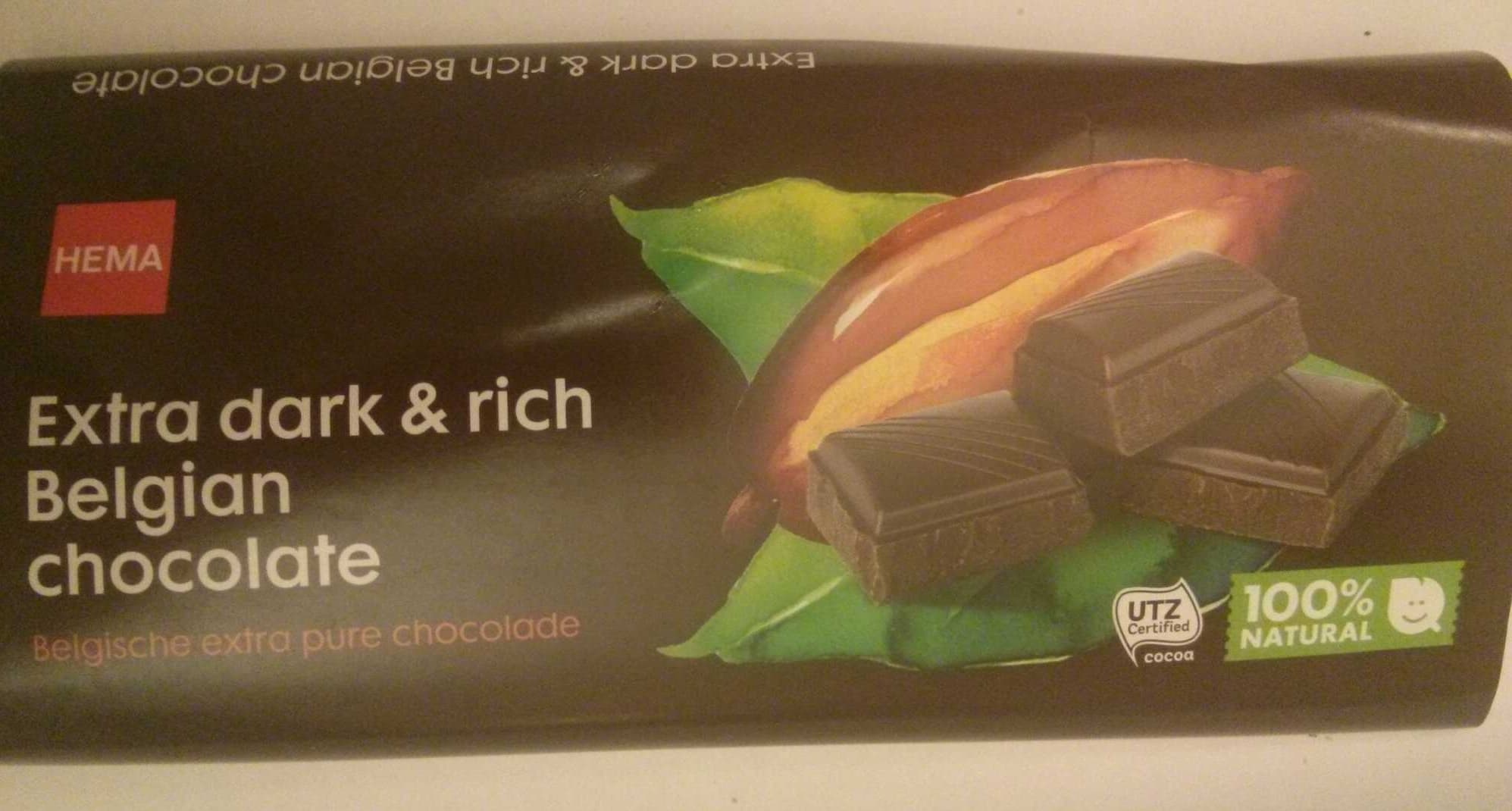 Hema Extra dark & rich Belgian chocolate packshot