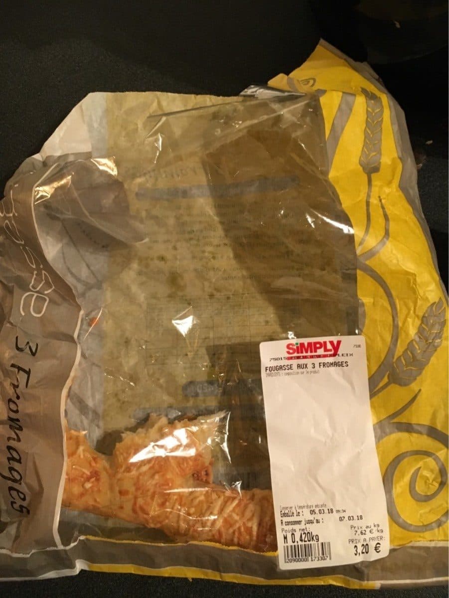 Open Food Facts Fougasse aux 3 fromages packshot