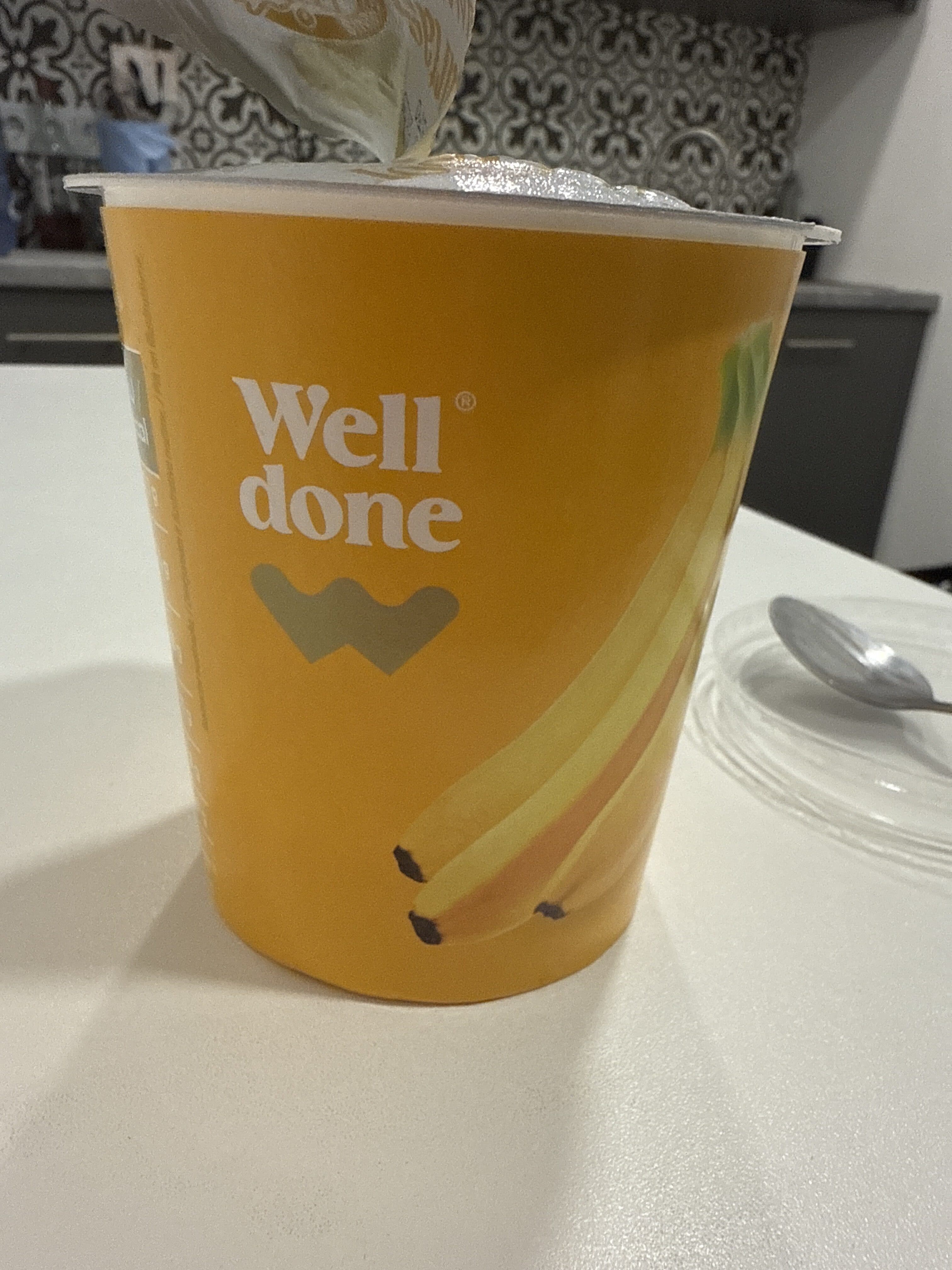 Well done Jogurtas Su Bananais packshot