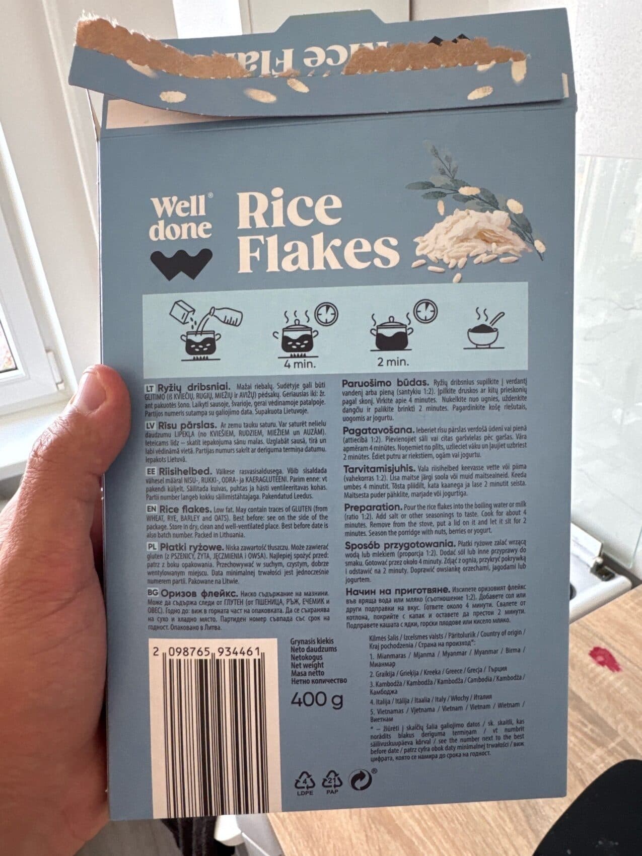 Well done Rice Flakes packshot
