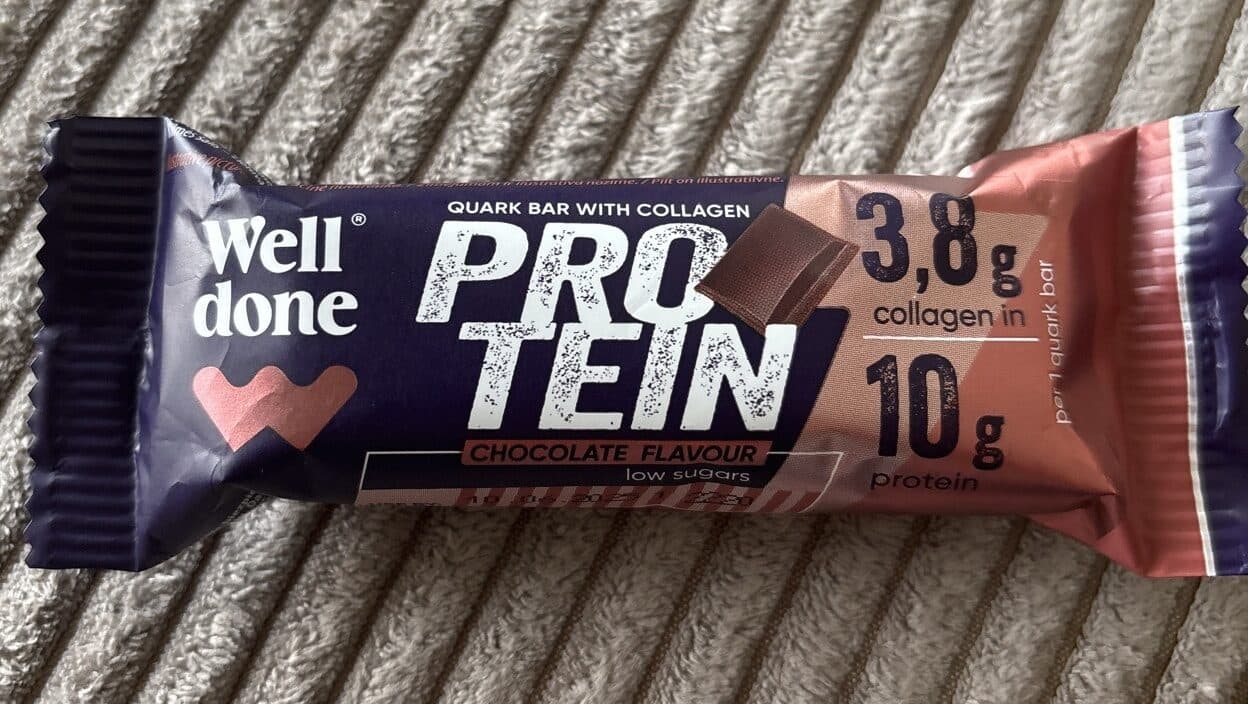Well done Cork bar with collagen protein packshot