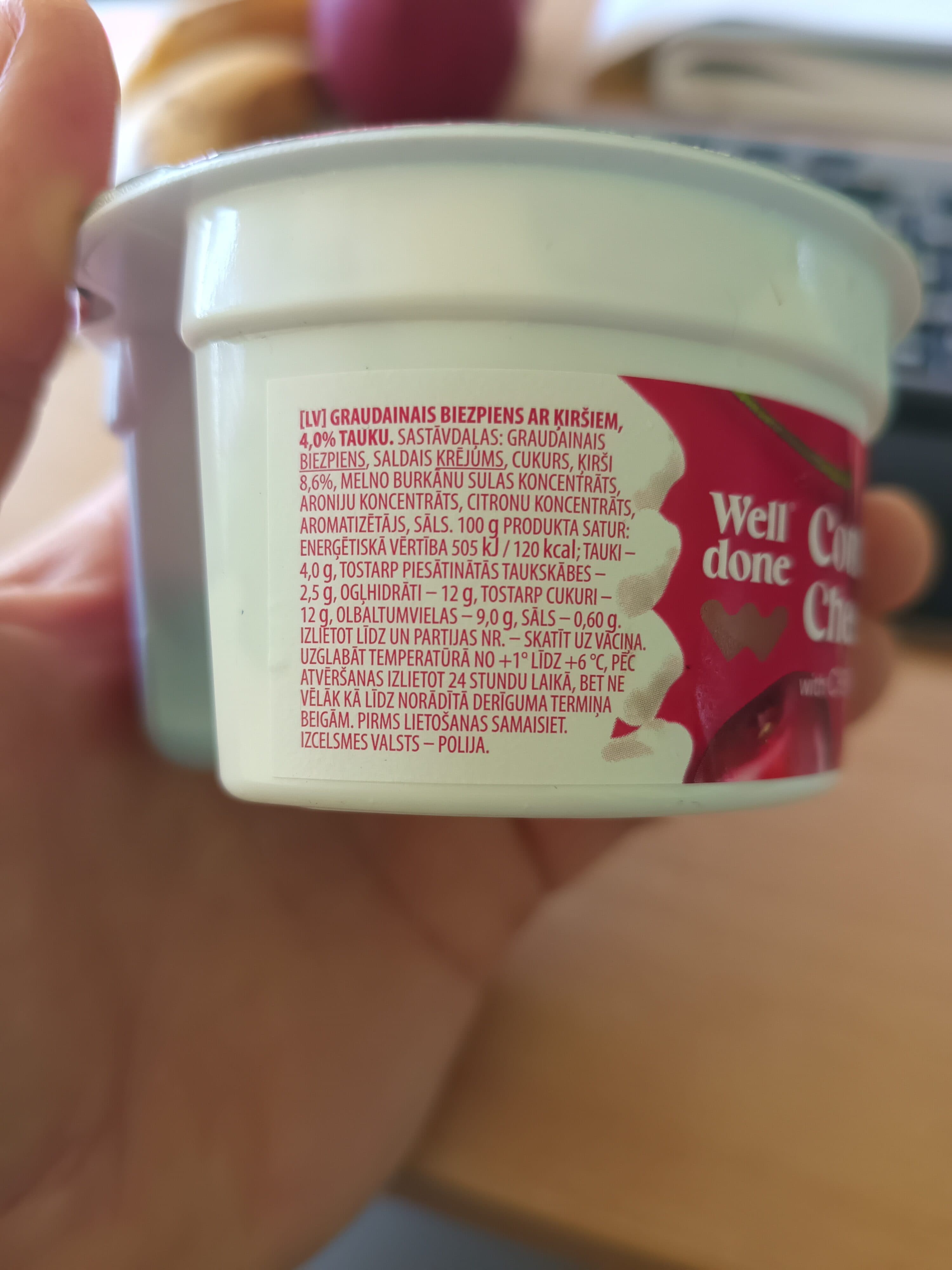 Well Done Cottage Cheese With Cherries packshot
