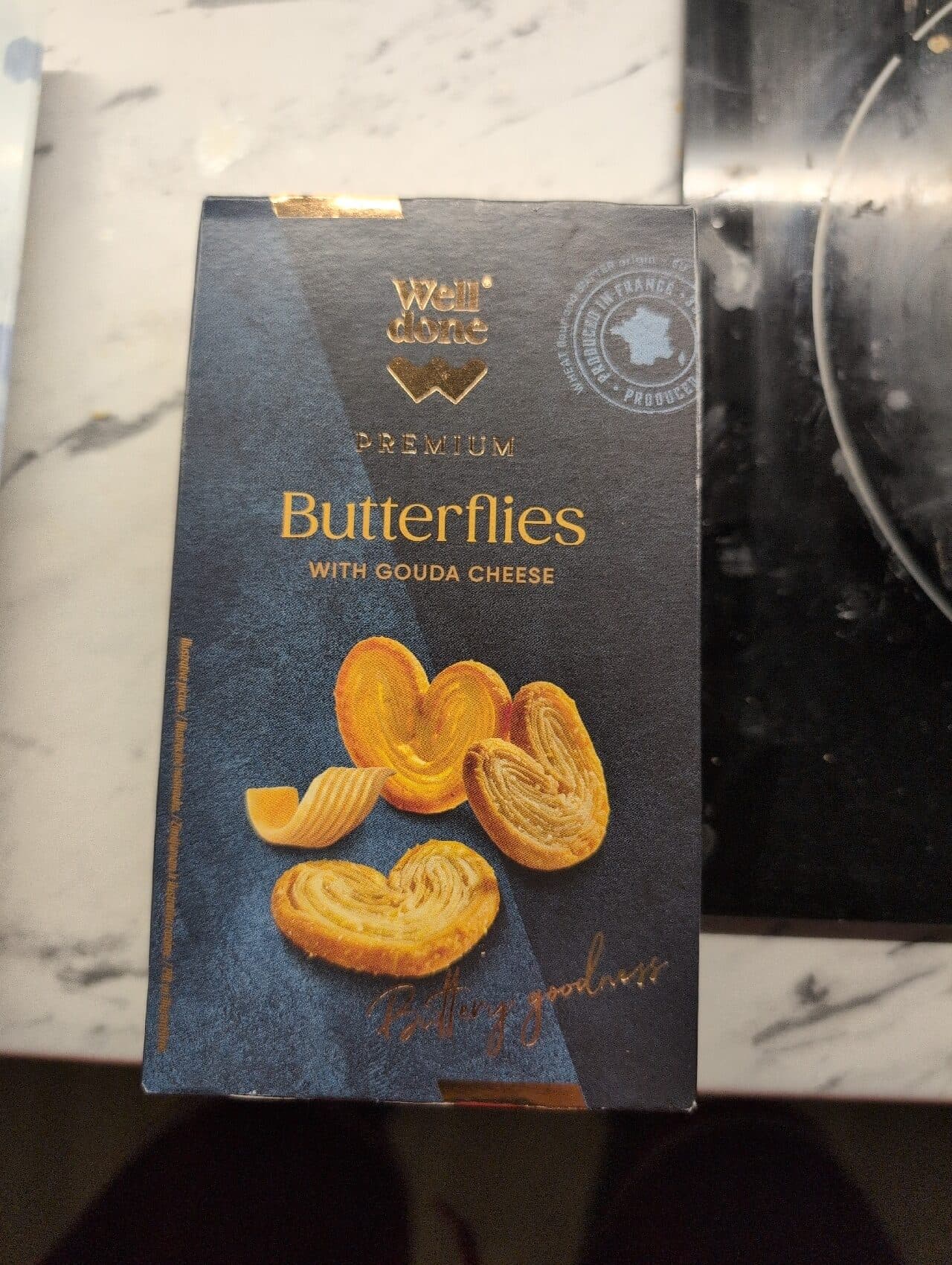 Well Done Butterflies With Gouda Cheese packshot