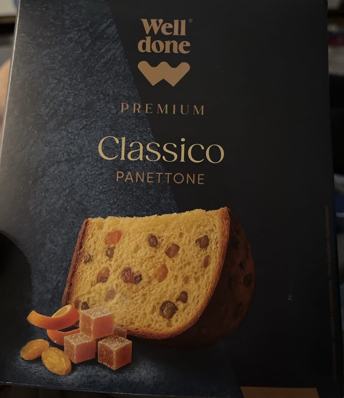 Well Done Classico Panettone packshot