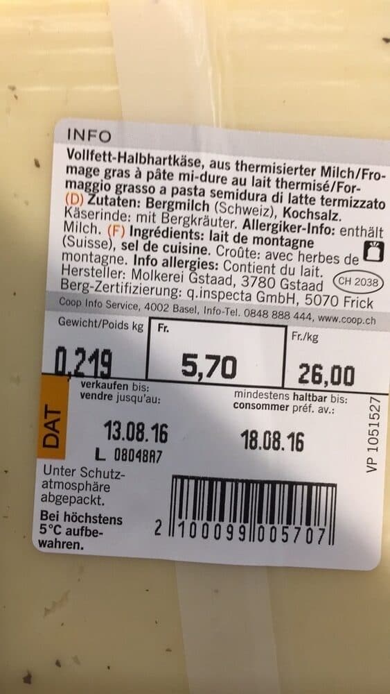 coop Pro Montagna Fromage de montagne en croûte d'herbes packshot