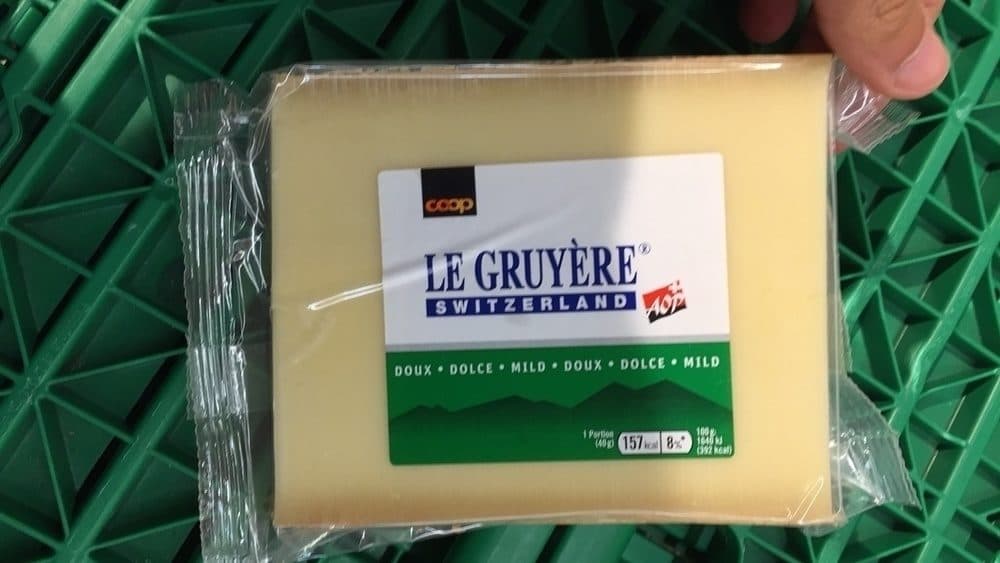 COOP LE GRUYÈRE SWITZERLAND DOUX packshot
