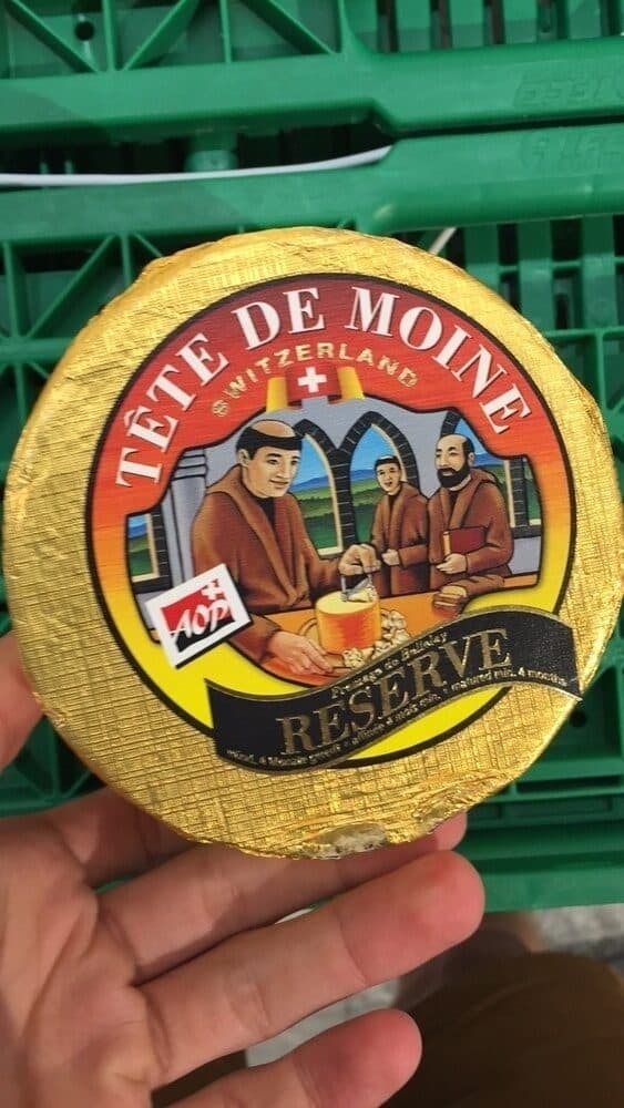 Emmi Tête De Moine Switzerland Reserve packshot