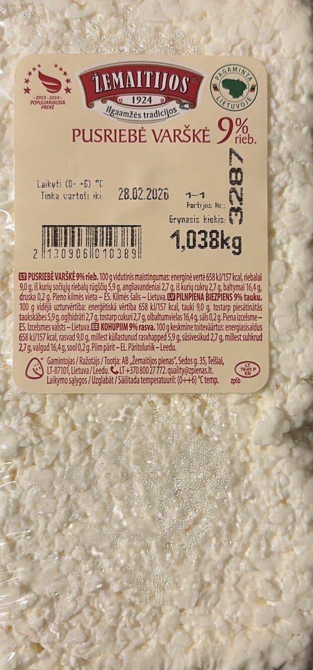 Žemaitijos pienas Pusriebė Varškė packshot