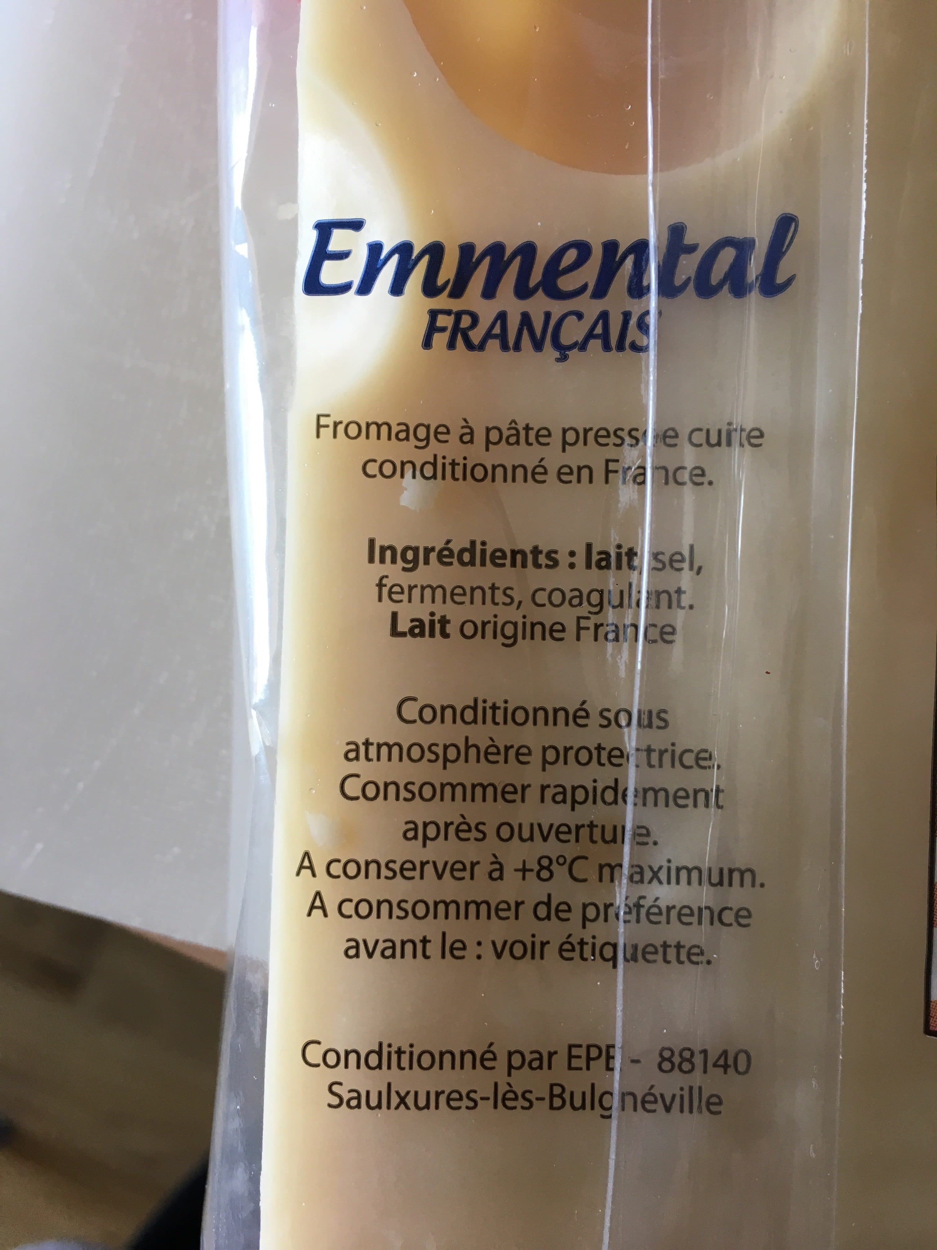 Le Cavalier Emental Francais packshot