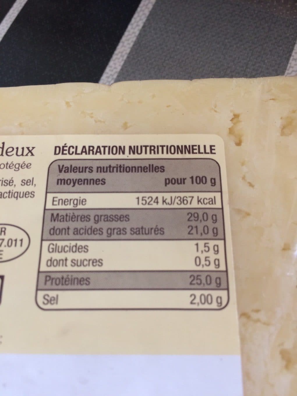 Saveurs De Nos Regions Cantal entre-deux packshot