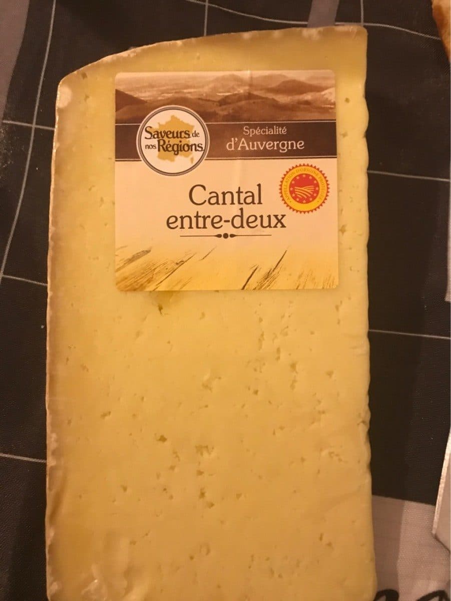 Saveurs de nos Régions Cantal entre-deux packshot