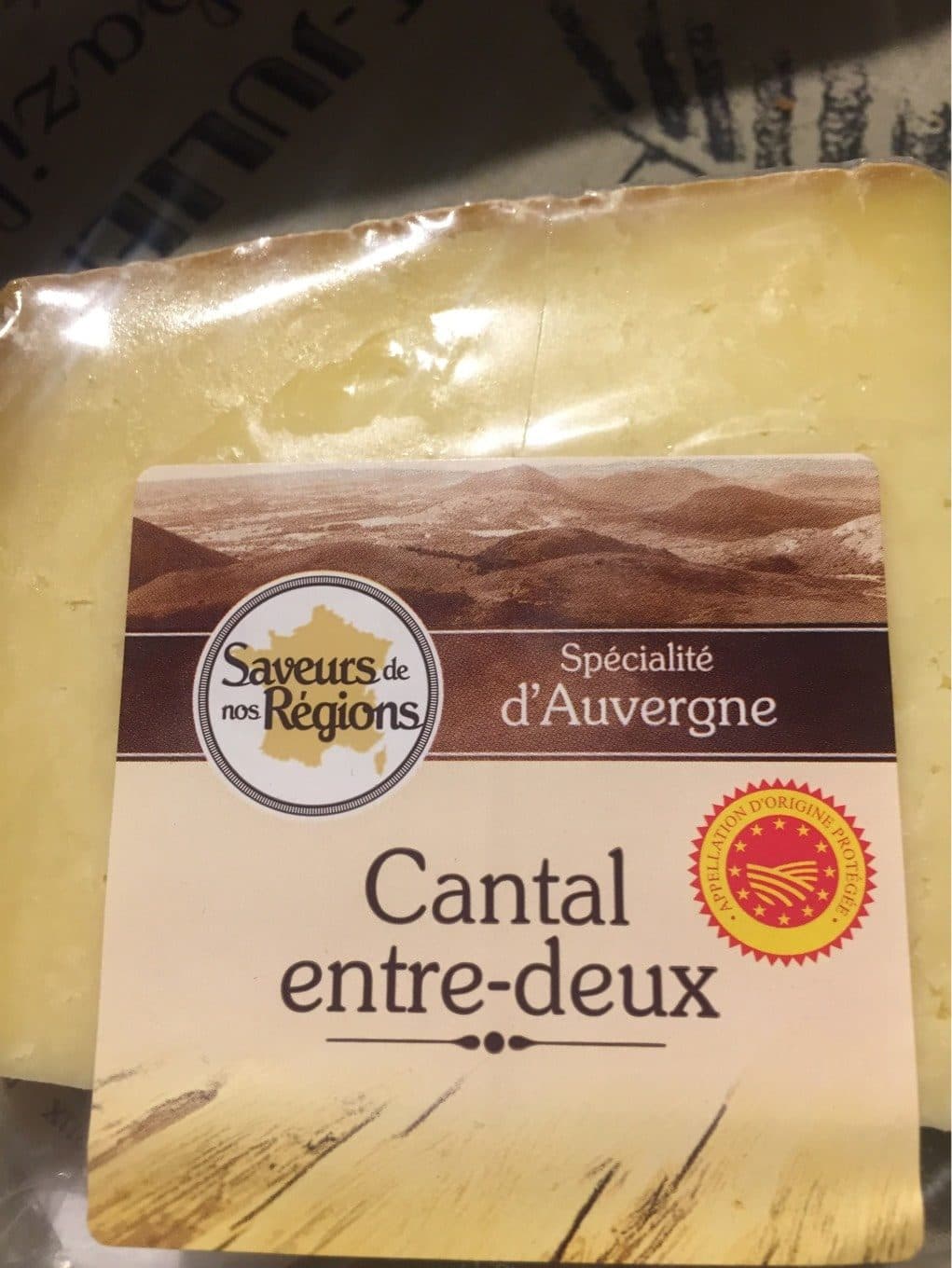 Saveurs De Nos Regions Cantal entre deux packshot