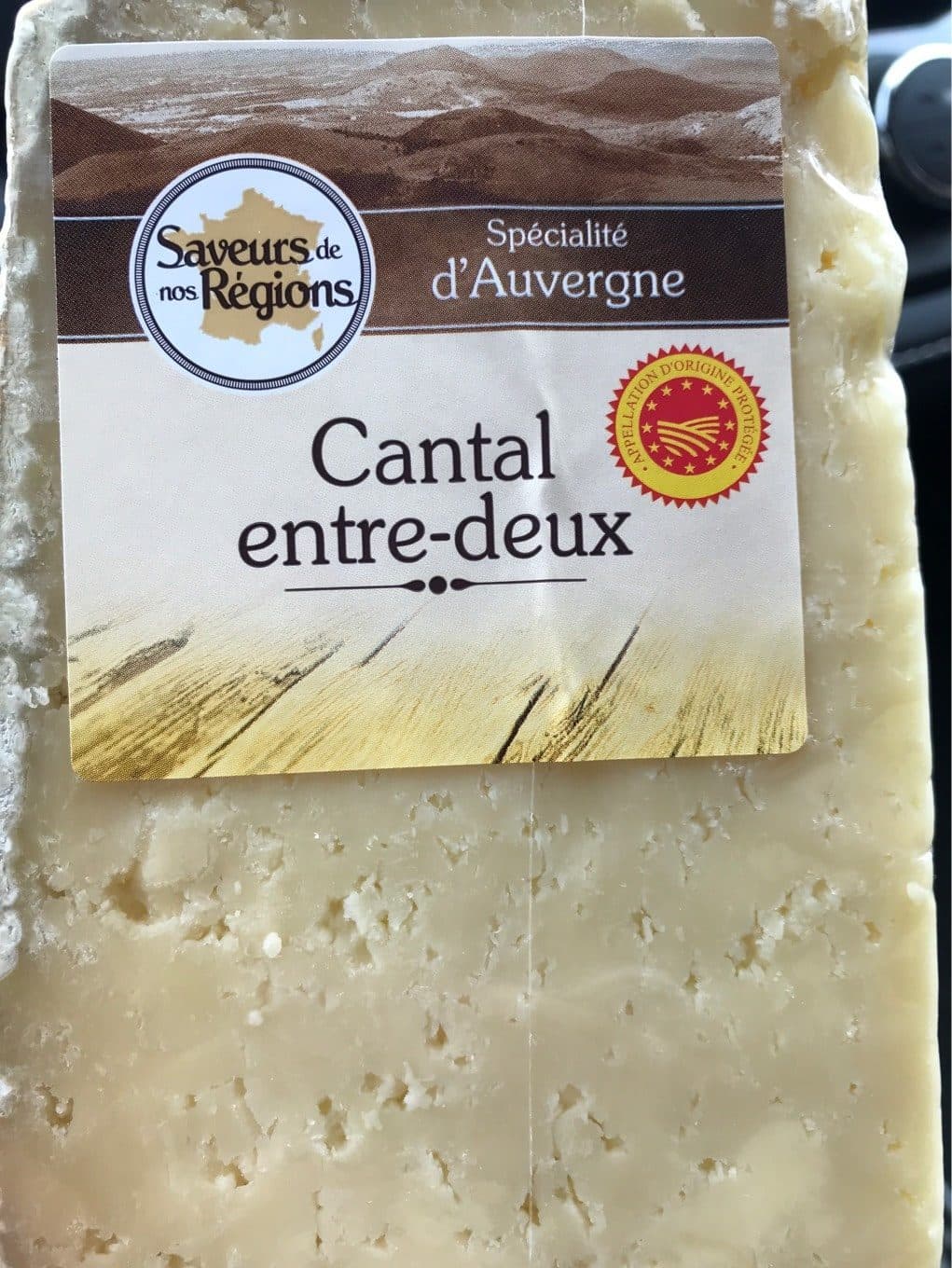 Saveur De Nos Regions Cantal entre deux packshot
