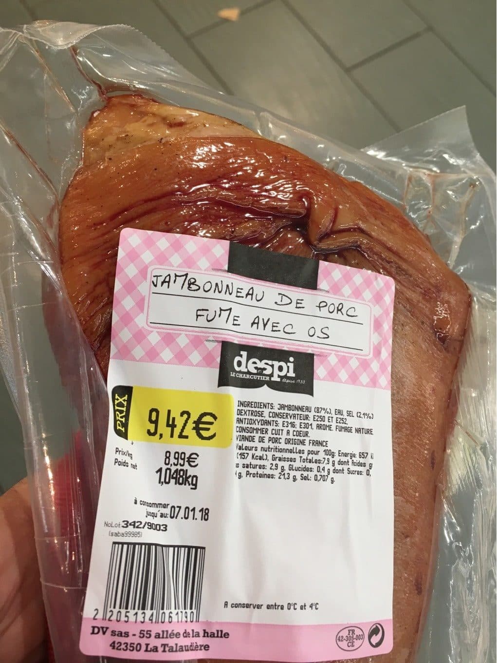 Despi Jambonneau de porc fumé avec os packshot
