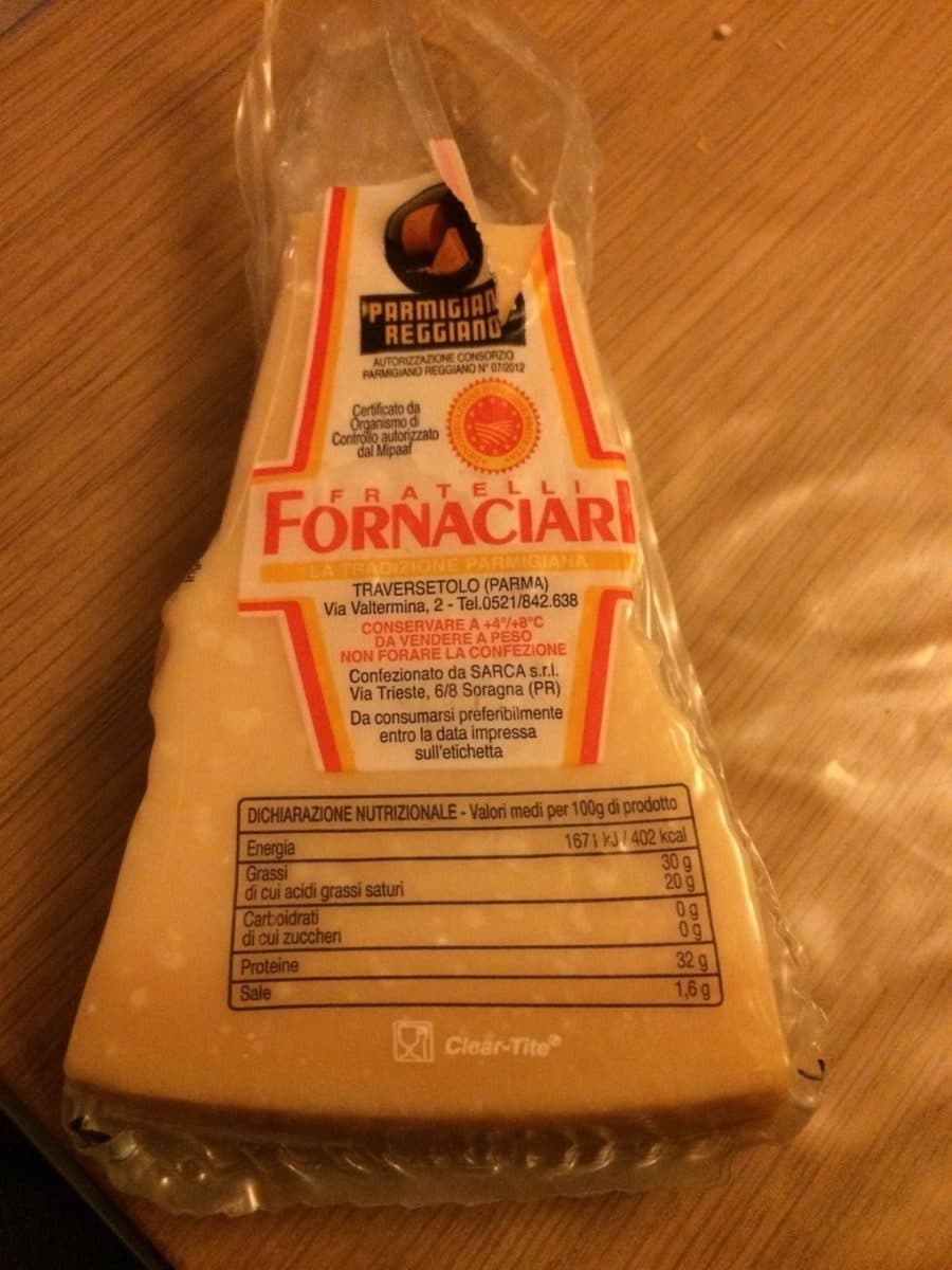 Open Food Facts Parmigiano reggiano packshot