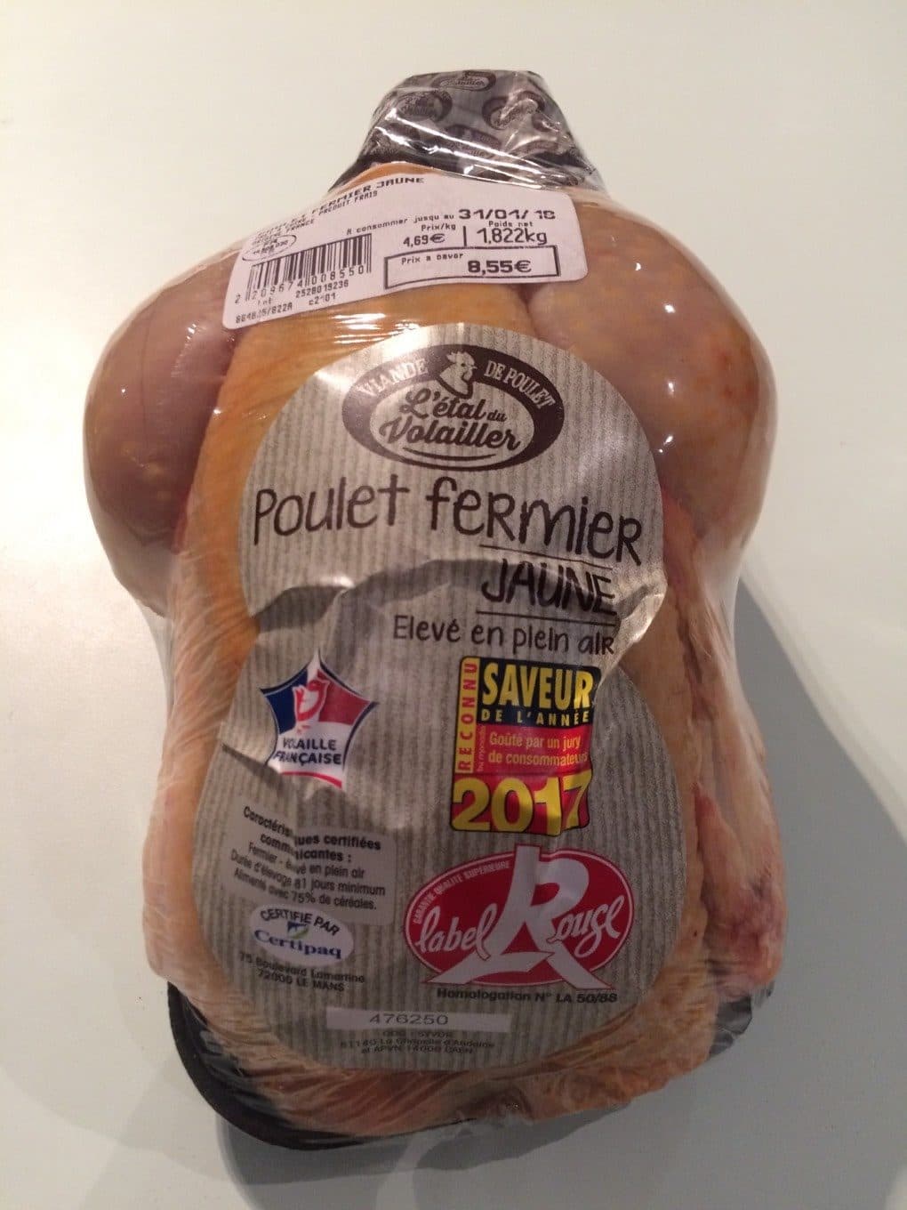 L Etal Du Volailler Poulet fermier jaune packshot