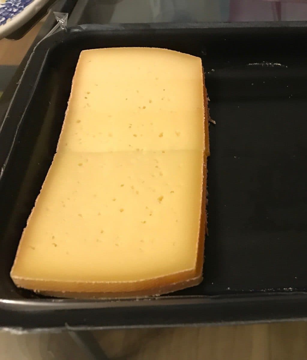 Open Food Facts Raclette de Savoie au lait cru packshot