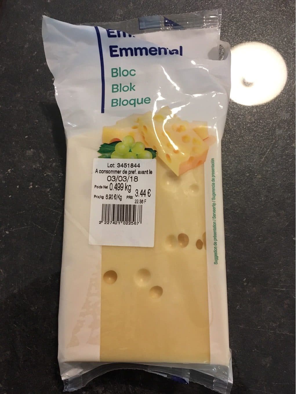 Produits Blancs Emental packshot