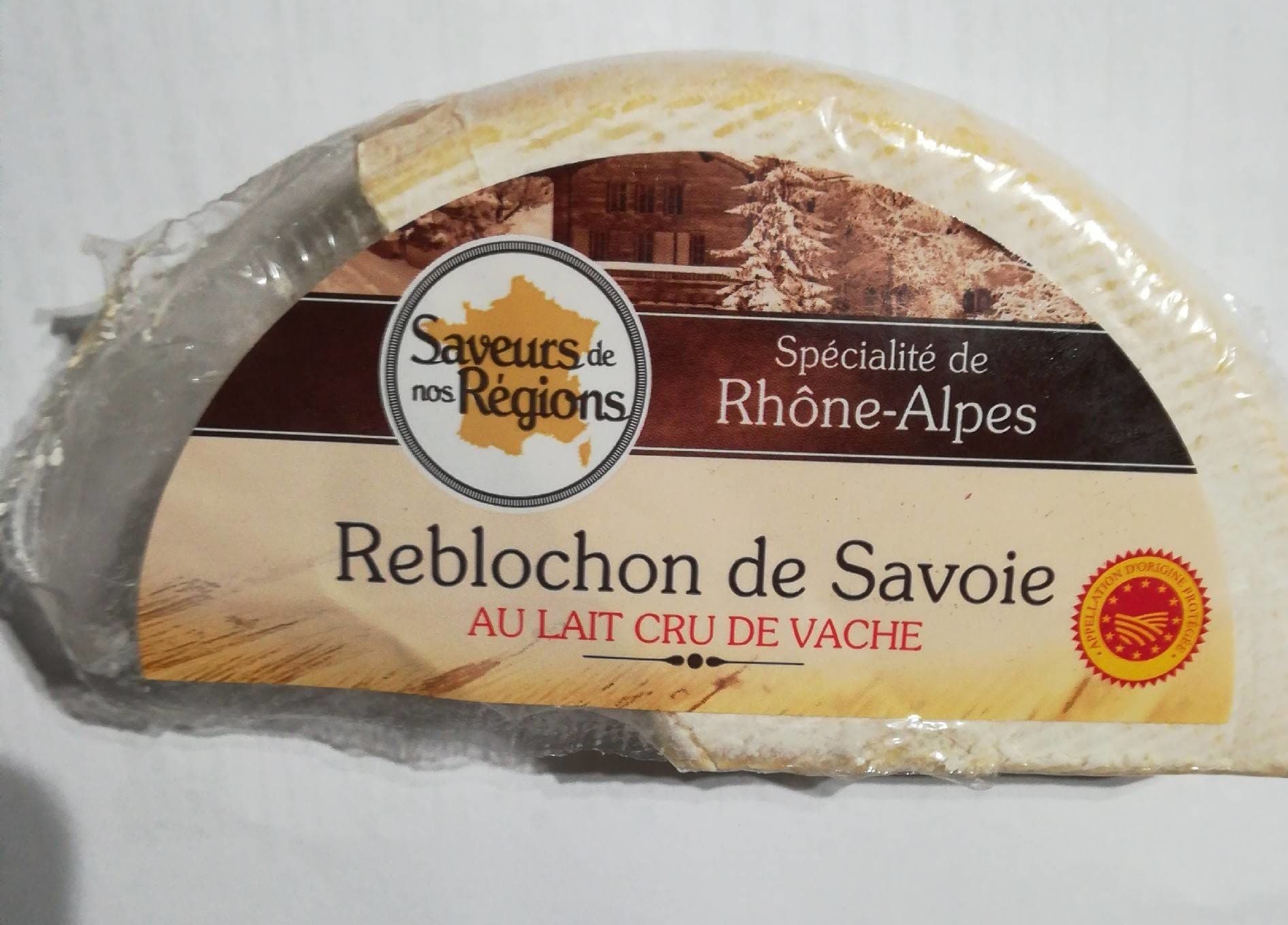 Saveurs De Nos Regions Reblochon de Savoie au lait cru de vache packshot