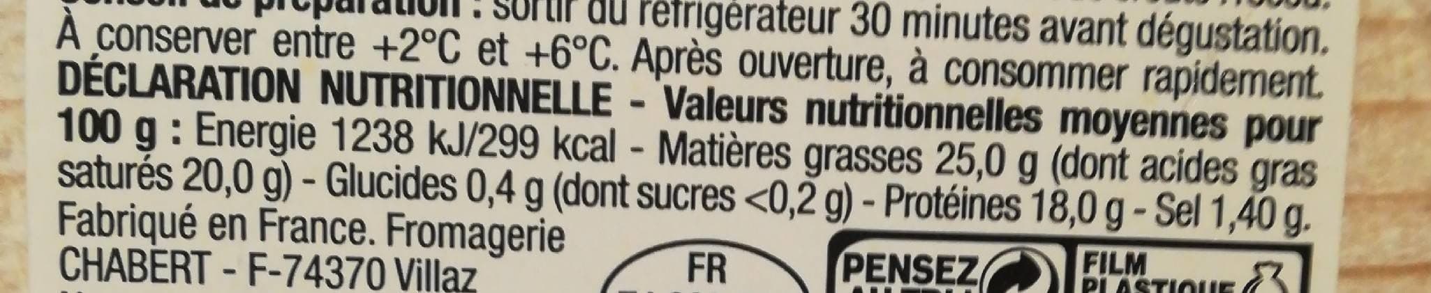 Saveurs De Nos Regions Reblochon de Savoie au lait cru de vache packshot