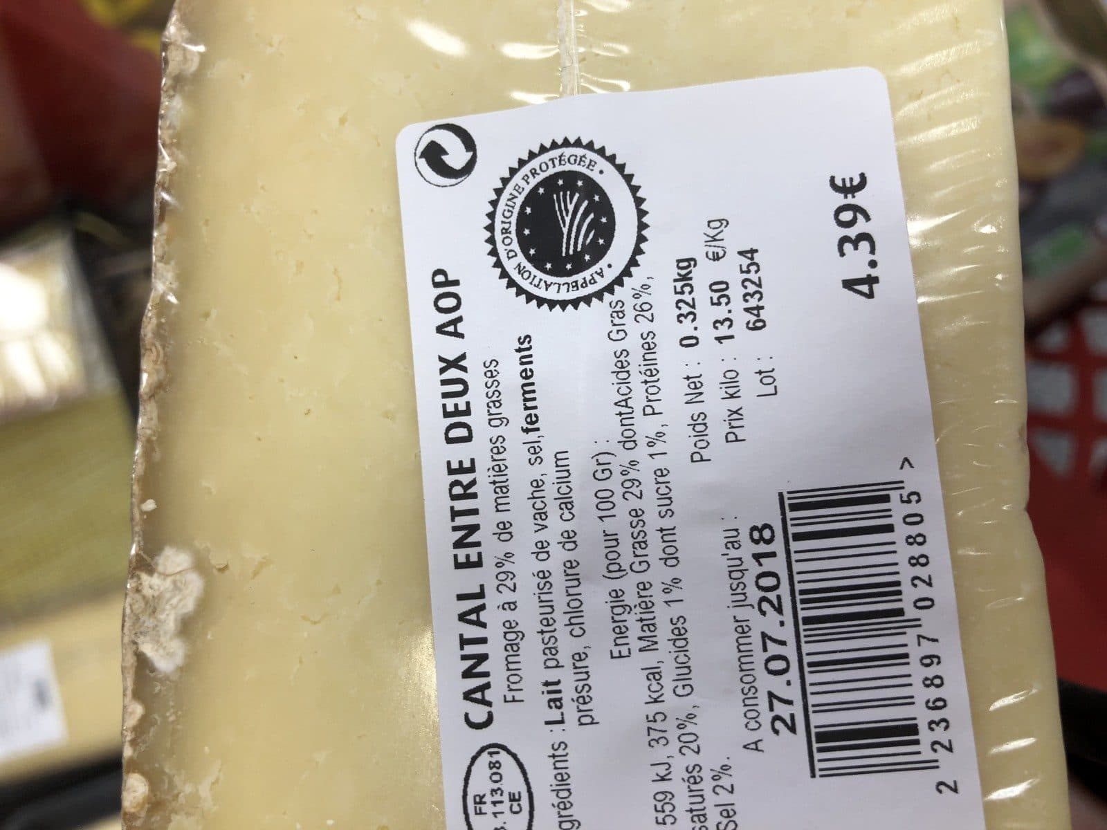 Open Food Facts Cantal entre deux packshot