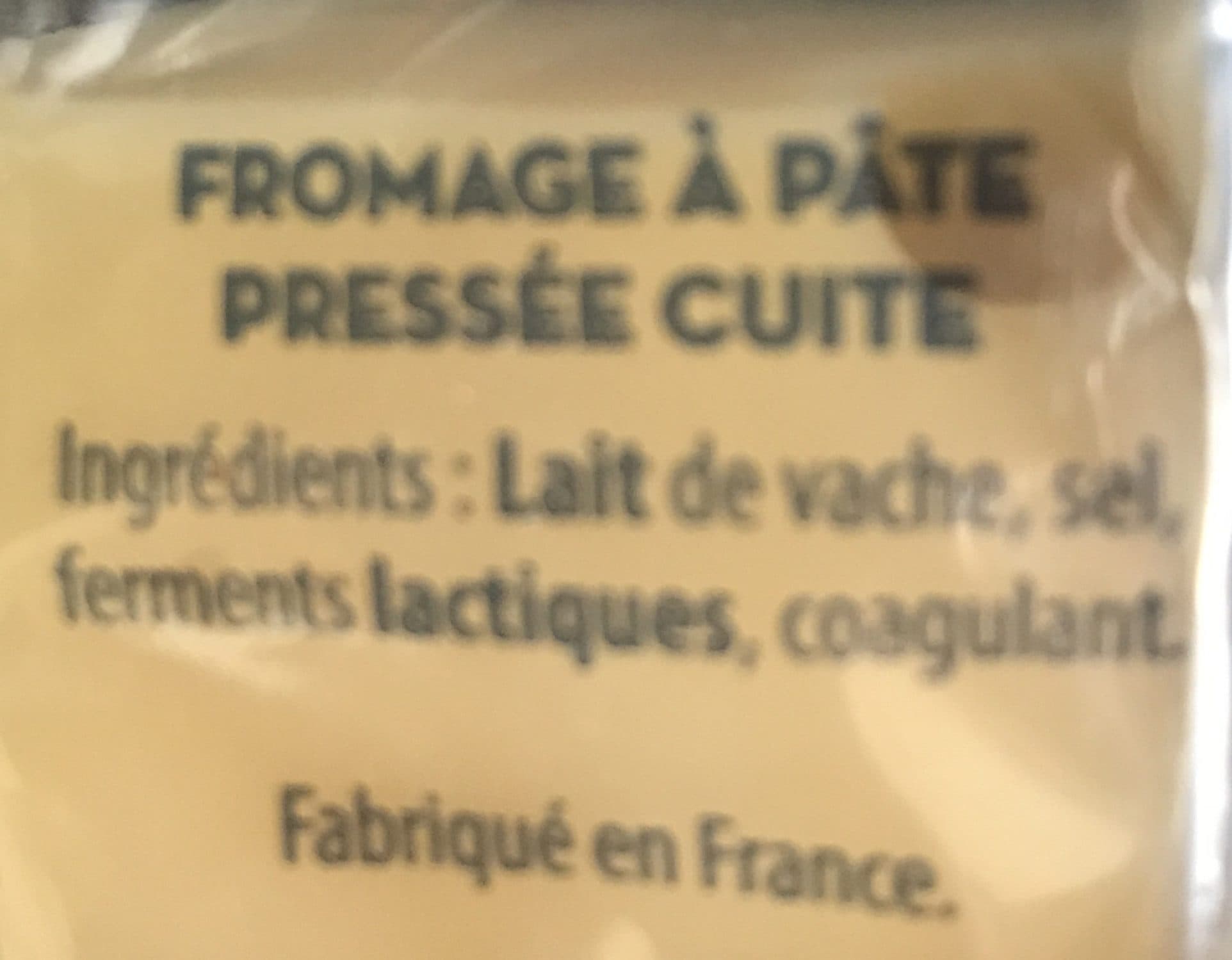 TENDREPRÉ Emmental français - Fromage à pâte pressée cuite packshot