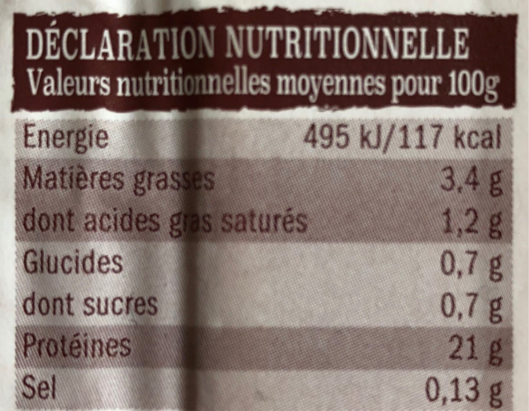 L’etal Du Volailler Lapin entier decoupe avec foie packshot