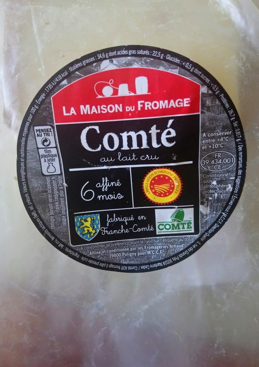 La maison du fromage Comté au lait cru affiné 6 mois packshot