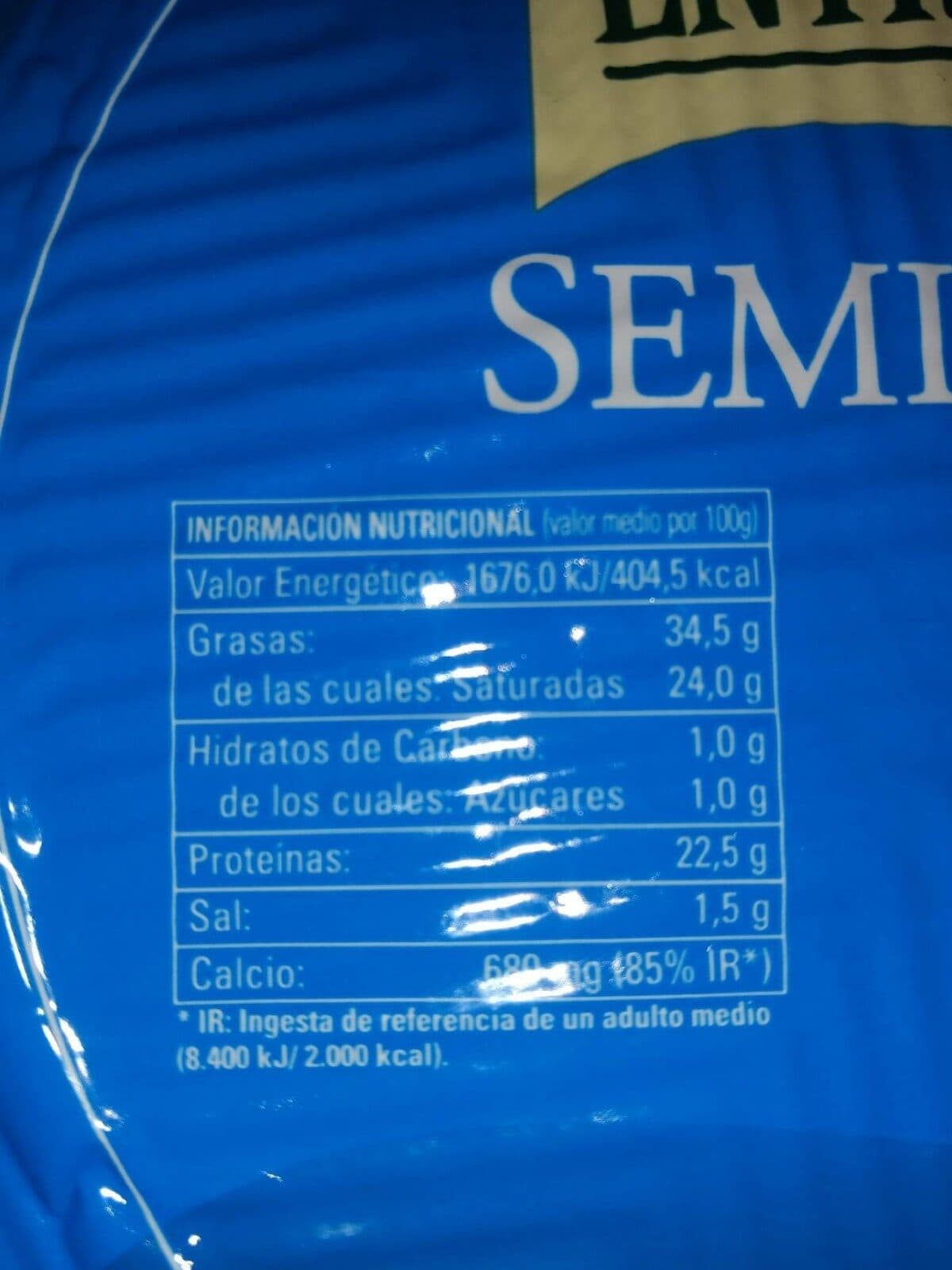 Entrepinares Queso de mezcla maduro packshot