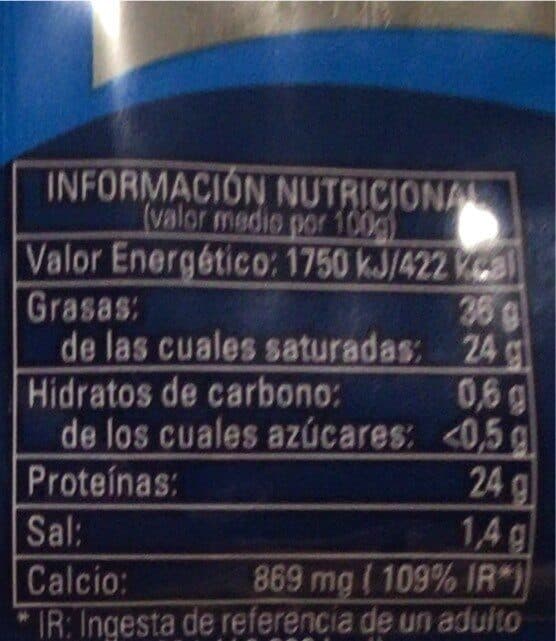 Entrepinares Queso semicurado cortado en cuñitas packshot