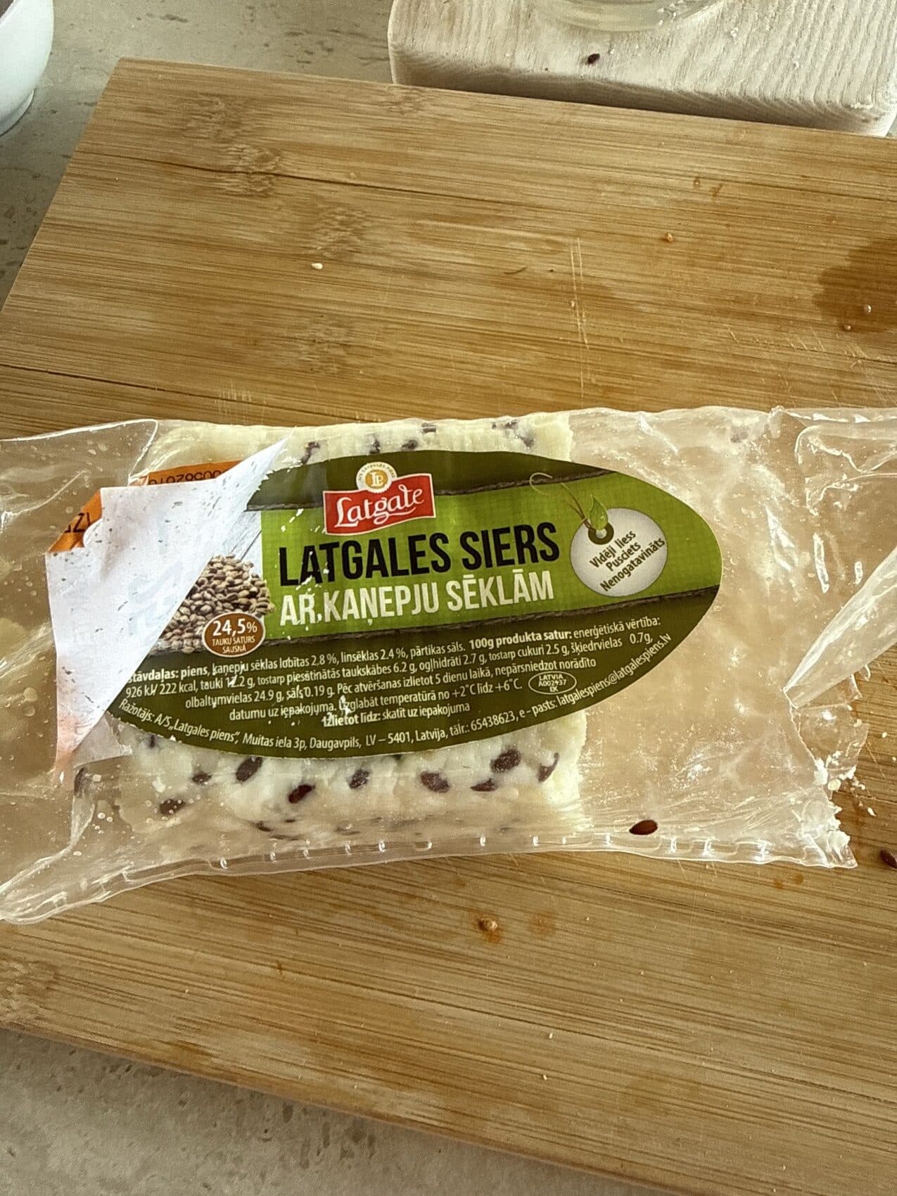 Latgale Siers Ar Kanepju Seklam packshot