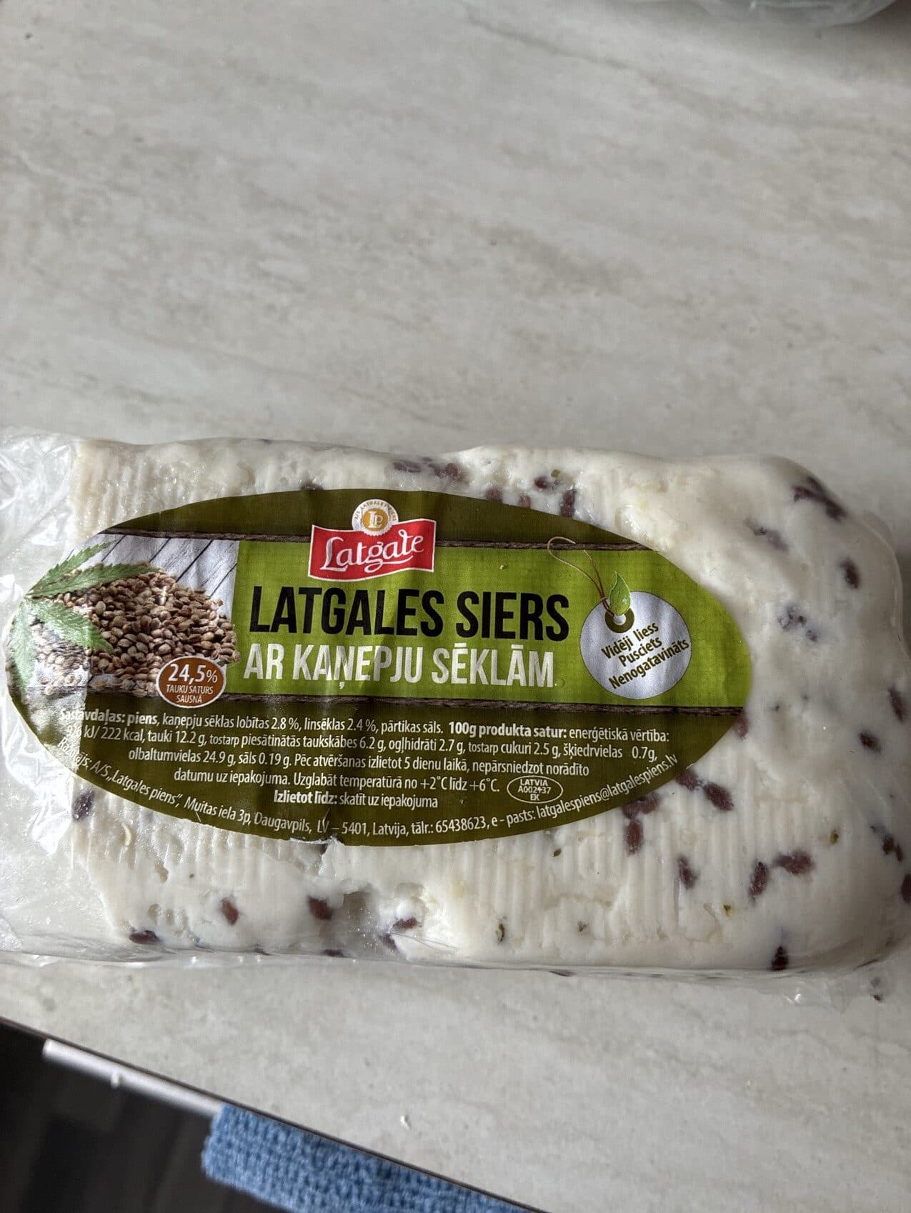 Latgale Siers Ar Kaņepju Sēklām packshot