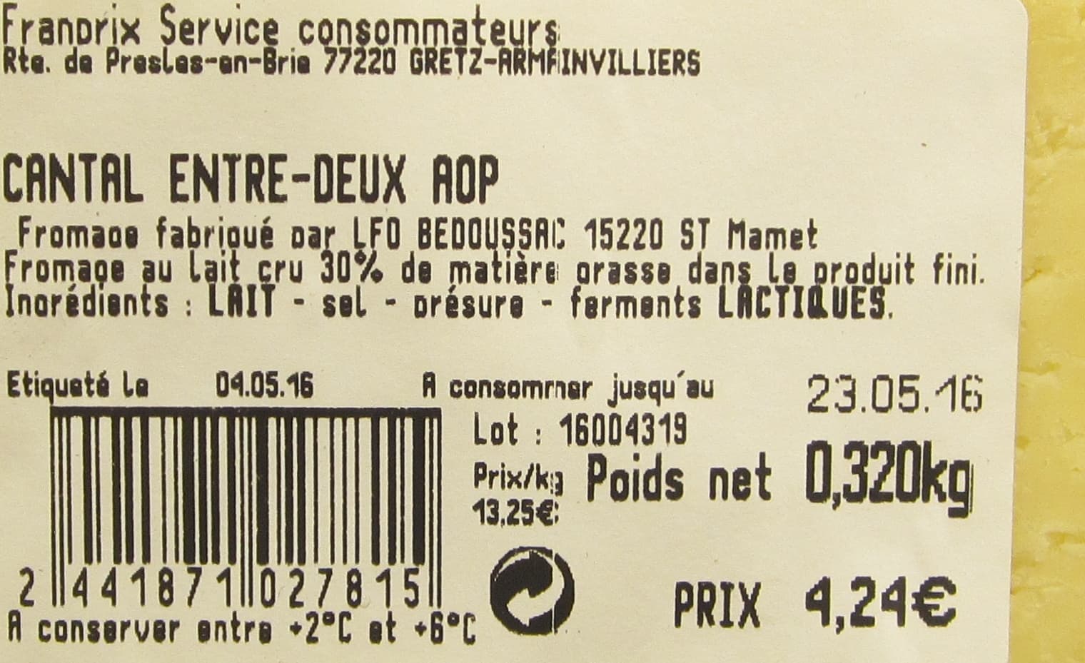 Franprix Cantal entre-deux au lait cru packshot