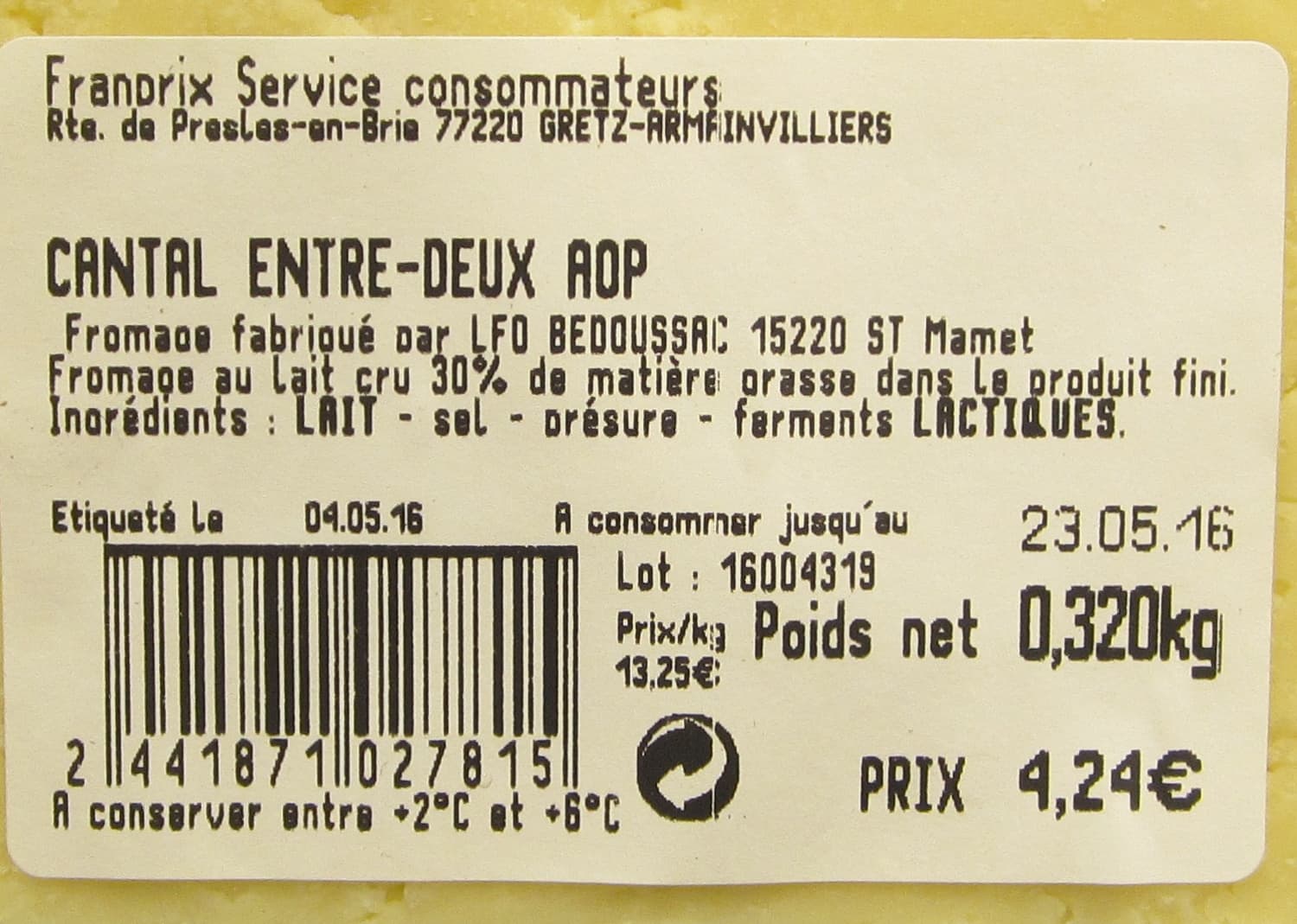 Franprix Cantal entre-deux au lait cru packshot