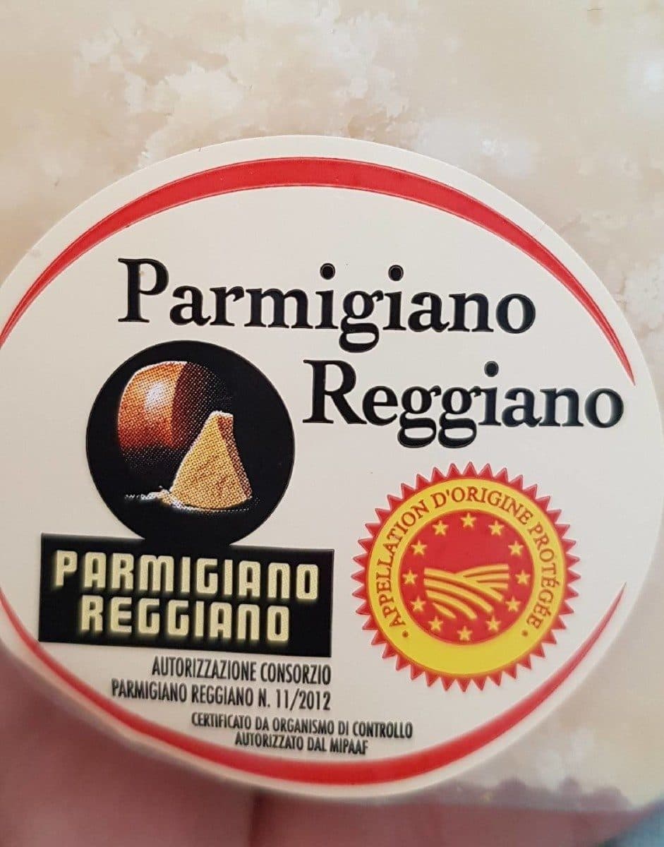 Open Food Facts Parmigiano reggiano aop packshot