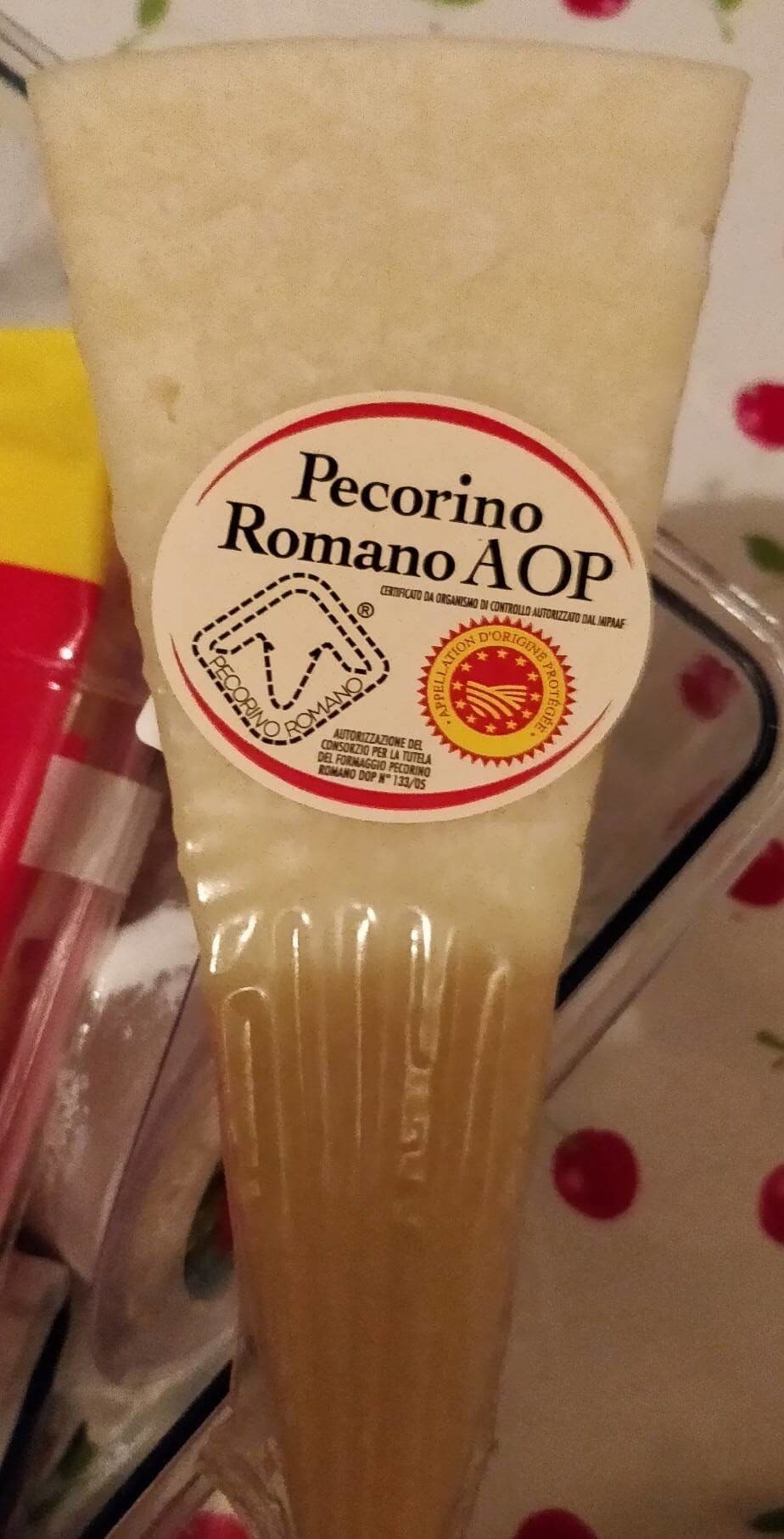 Nuova Castelli Pecorino romano aop packshot
