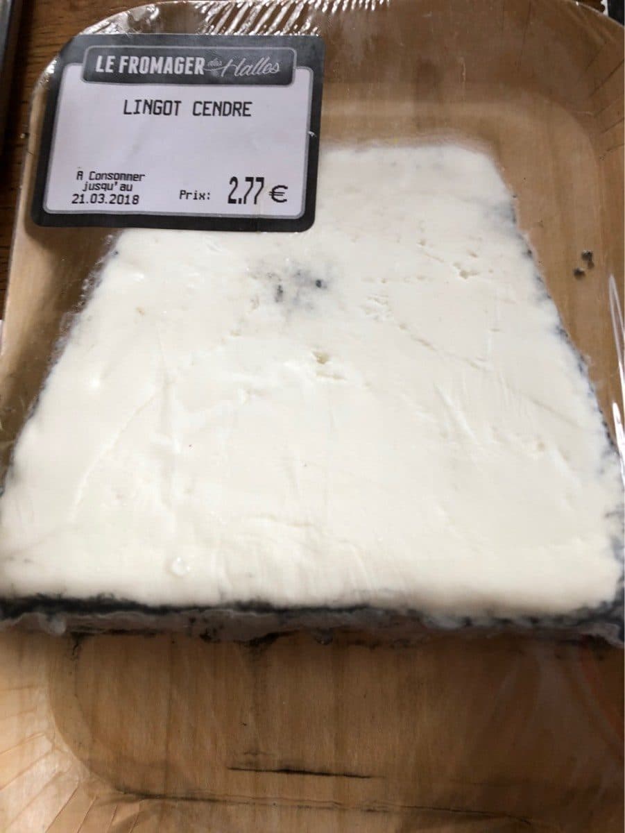 Le Fromager Des Halles Lingot cendre packshot