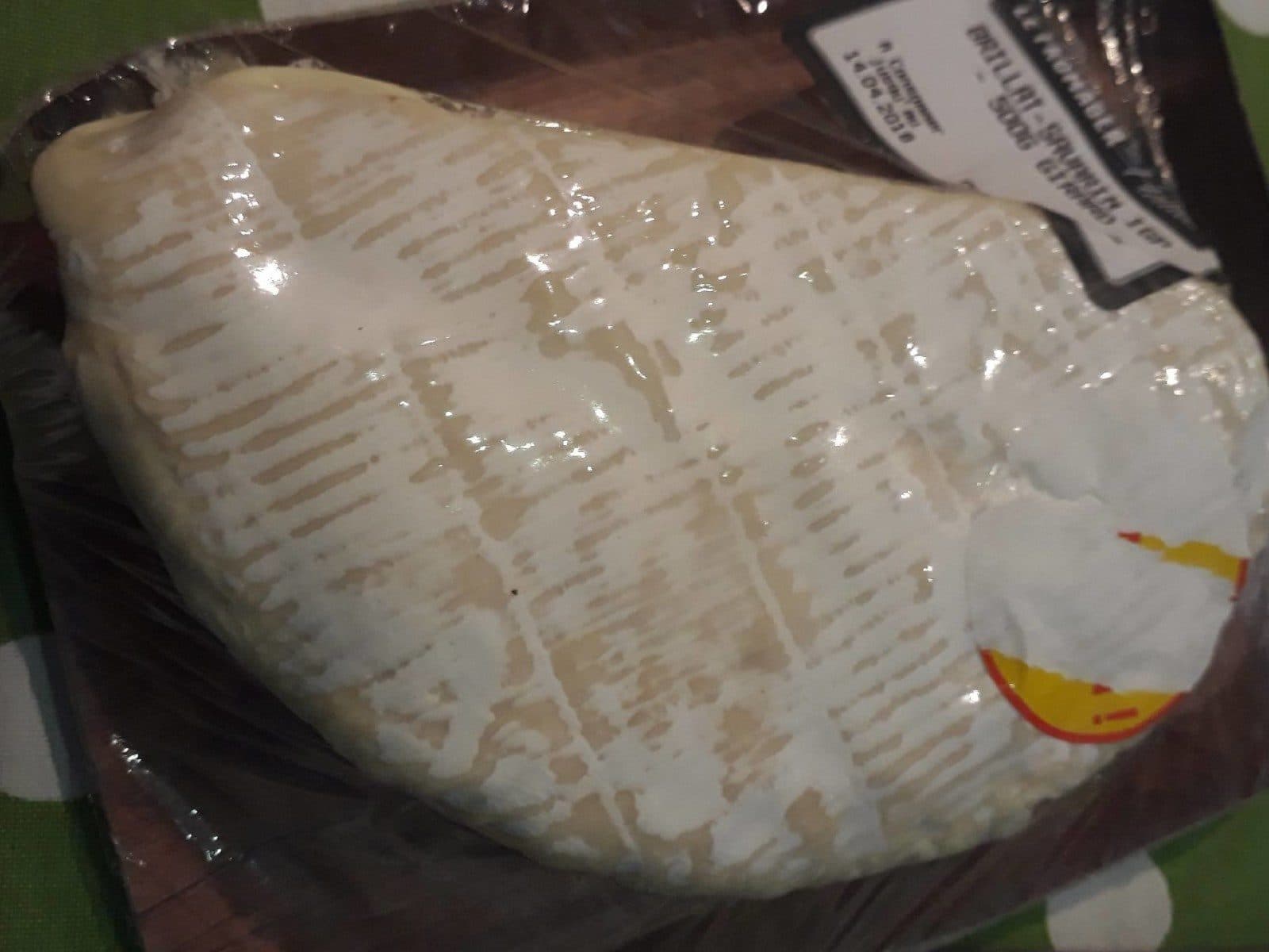 Open Food Facts Brillat-Savarin packshot