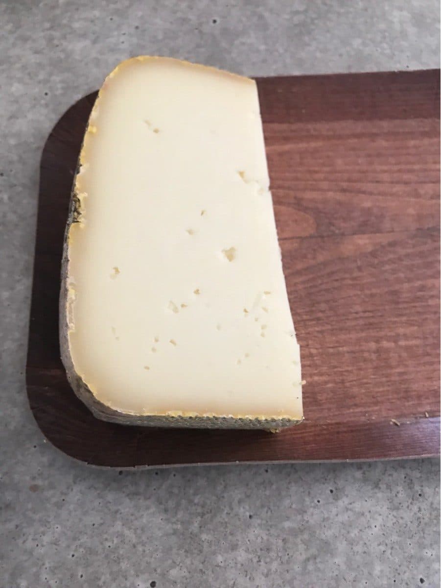 Open Food Facts Tome pur brebis packshot