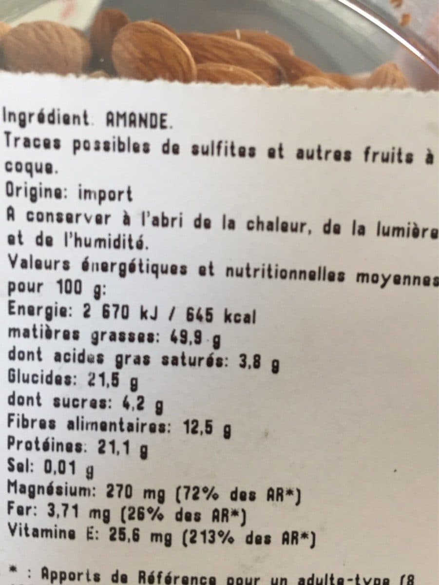 Epiceries Amandes decortiquees packshot
