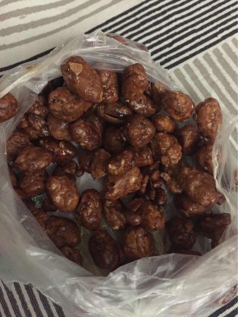 Open Food Facts Arachides grillees enrobees de sucre cuit packshot