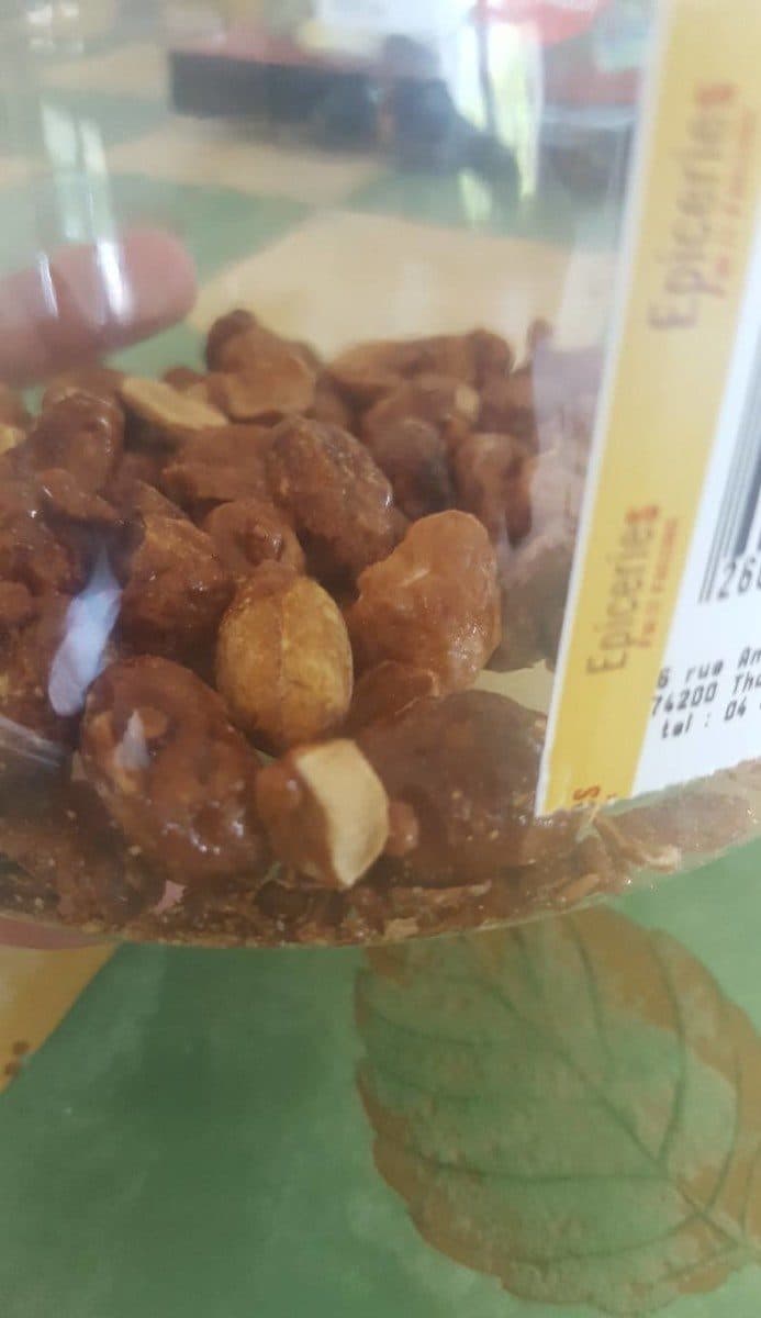 Open Food Facts Arachides grillées enrobé de sucre cuit packshot